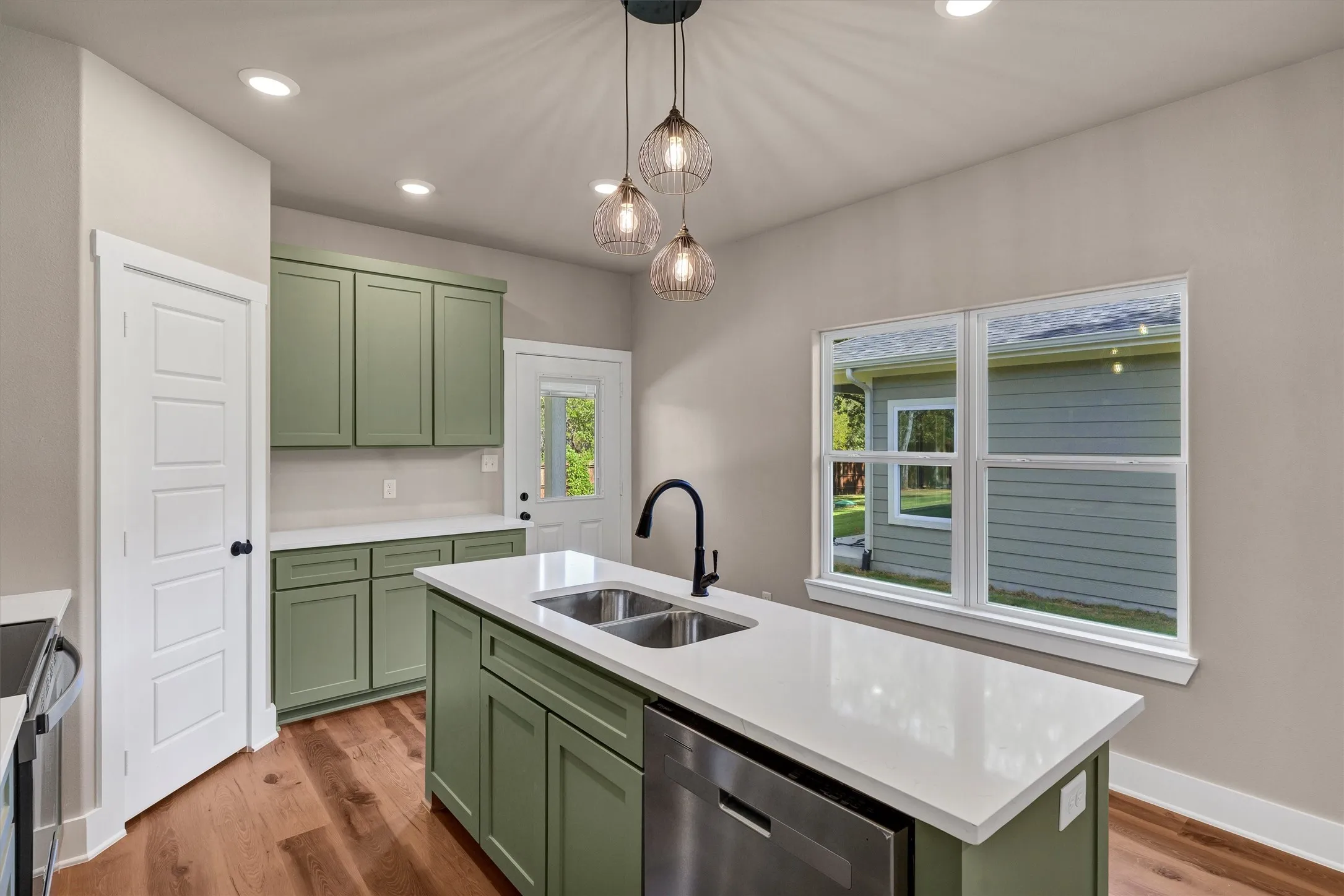 Single Family Residence For Rent in Hood County , 807 Branding Iron Trail, Granbury, Texas 76049, 3 Bedroom, 2 Bathroom, 1 Garage spaces, 1,287 Sqft, built in 2025, New Construction - Complete, mls#21243560, Real Estate Agent in Granbury, Homes For Rent in Hood county, Homes For Rent in Granbury, Realtor in Granbury Texas, Real Estate Brokerage Independent Realty Texas, Luminita Cordes Realtor