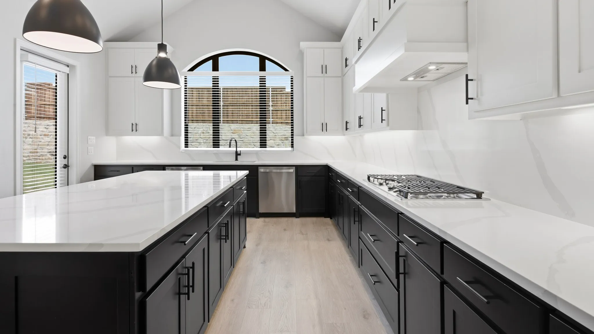 Single Family Residence For Sale in Rockwall County , 1102 Lookout Drive, Rockwall, Texas 75087, 5 Bedroom, 7 Bathroom, 4 Garage spaces, 4,572 Sqft, built in 2026, New Construction - Complete, mls#21243731, Real Estate Agent in Rockwall, Homes For Sale in Rockwall county, Homes For Sale in Rockwall, Realtor in Rockwall Texas, Real Estate Brokerage Independent Realty Texas, Luminita Cordes Realtor
