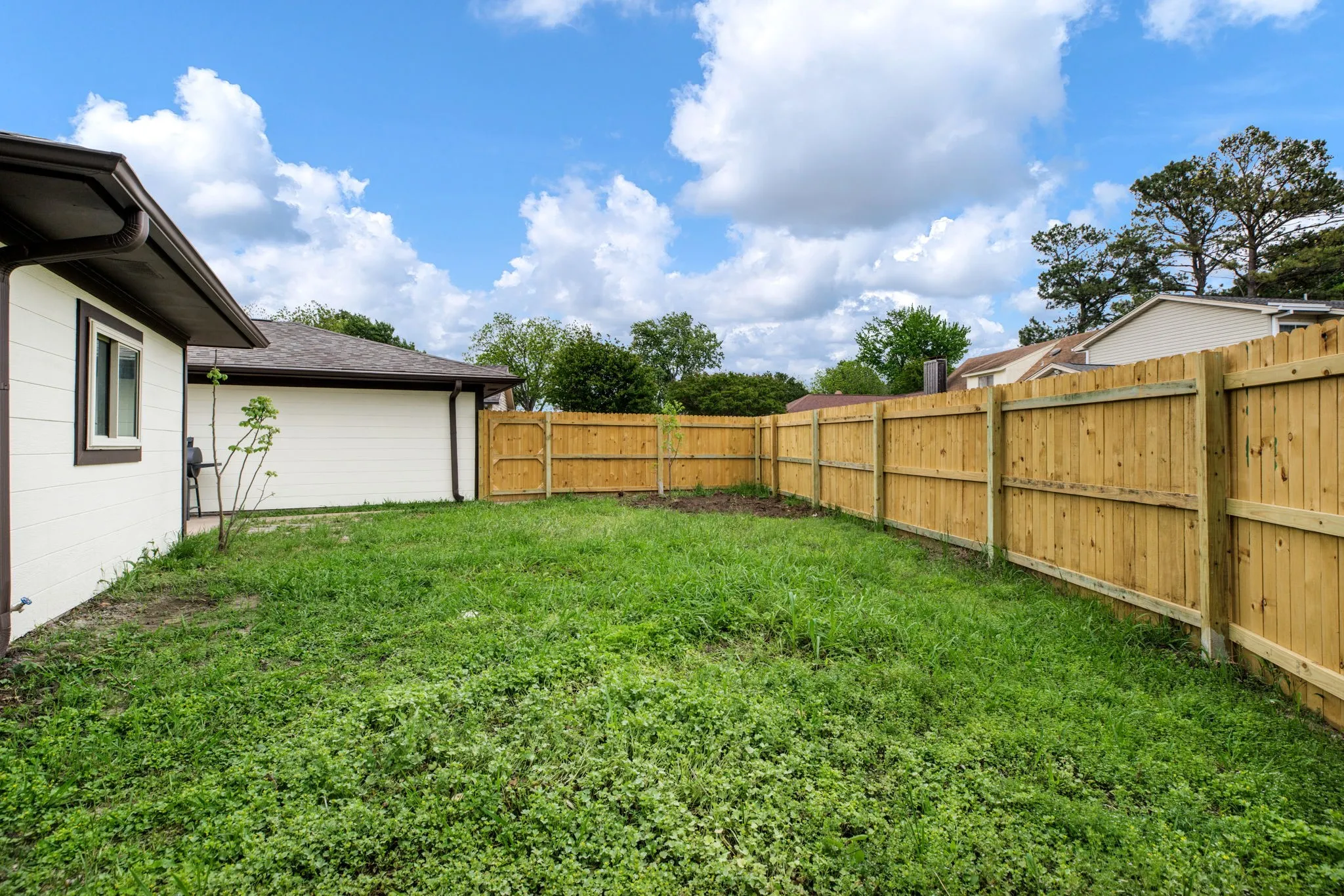 Single Family Residence For Sale in Dallas County , 718 Tacoma Drive, Garland, Texas 75043, 4 Bedroom, 2 Bathroom, 2 Garage spaces, 1,835 Sqft, built in 1975, mls#21243143, Real Estate Agent in Garland, Homes For Sale in Dallas county, Homes For Sale in Garland, Realtor in Garland Texas, Real Estate Brokerage Independent Realty Texas, Luminita Cordes Realtor