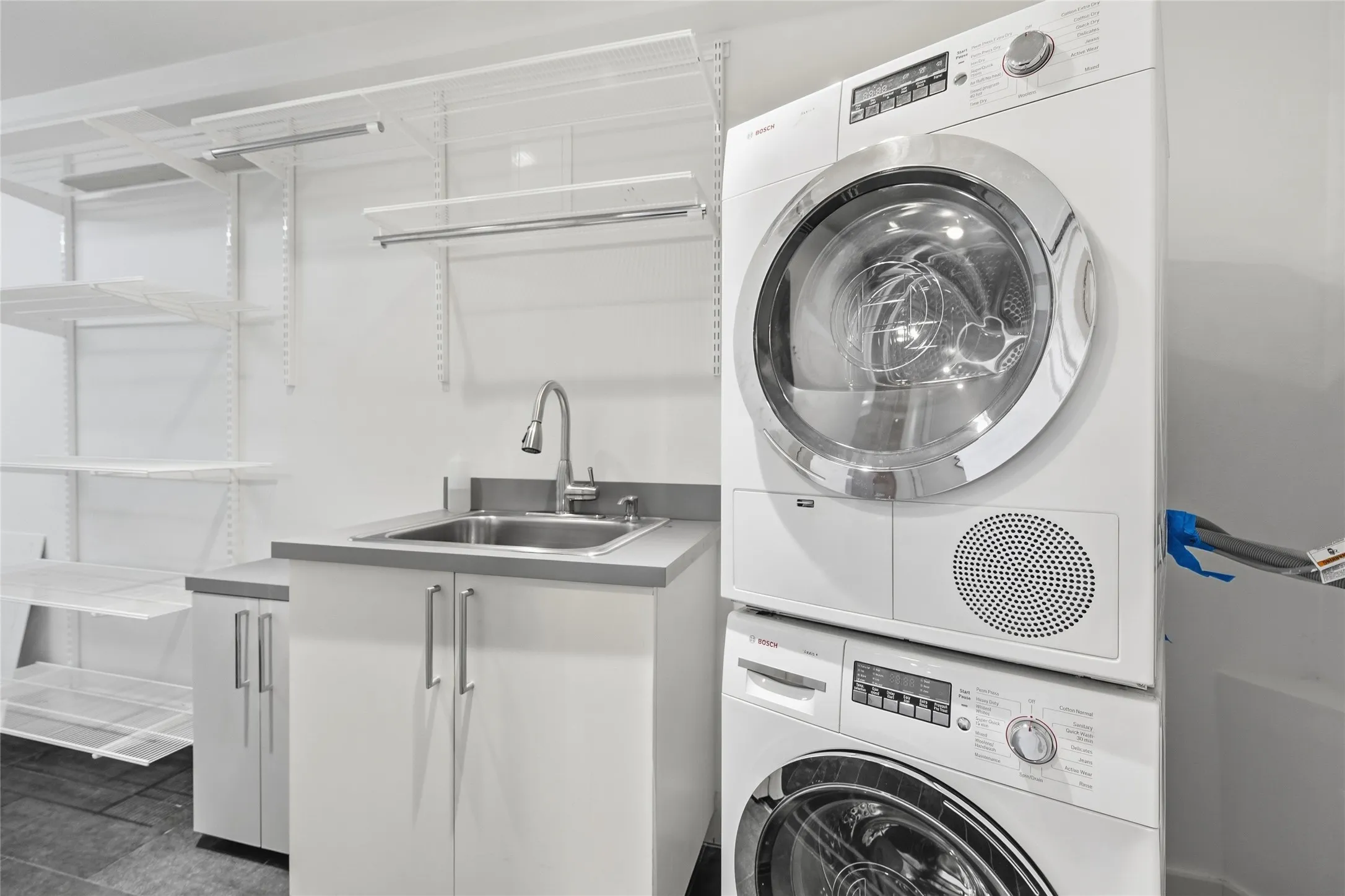 Condominium For Sale in Dallas County , 5200 Keller Springs Road 1331, Dallas, Texas 75248, 2 Bedrooms, 2 Bathrooms, 1 Garage spaces, 2,025 Sqft, built in 1981, Preowned, Price $635,000, mls#21243695, Real Estate Agent in Dallas, Homes For Sale in Dallas county, Homes For Sale in Dallas, Realtor in Dallas Texas, Real Estate Brokerage Independent Realty Texas, Luminita Cordes Realtor