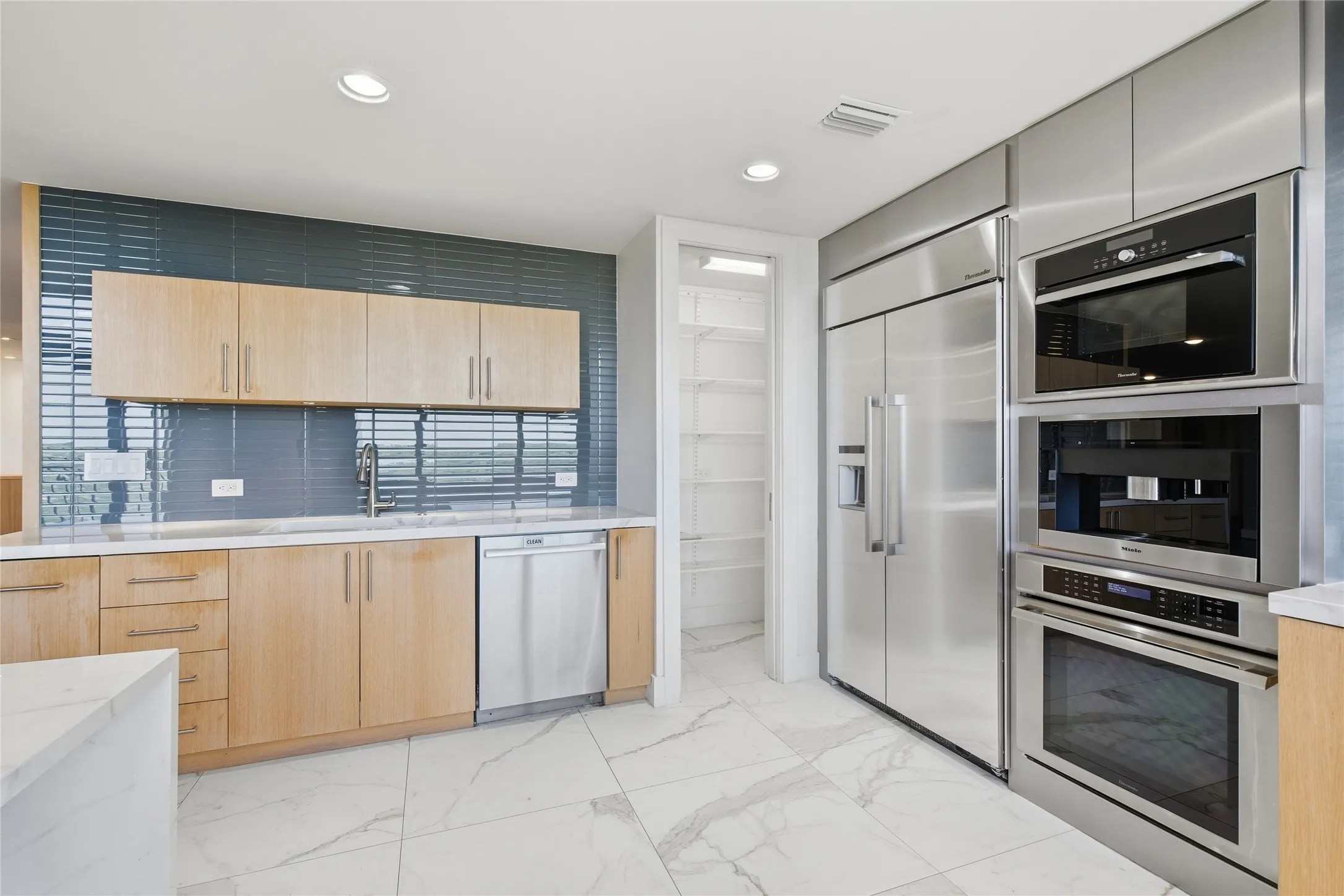 Condominium For Sale in Dallas County , 5200 Keller Springs Road 1331, Dallas, Texas 75248, 2 Bedrooms, 2 Bathrooms, 1 Garage spaces, 2,025 Sqft, built in 1981, Preowned, Price $635,000, mls#21243695, Real Estate Agent in Dallas, Homes For Sale in Dallas county, Homes For Sale in Dallas, Realtor in Dallas Texas, Real Estate Brokerage Independent Realty Texas, Luminita Cordes Realtor
