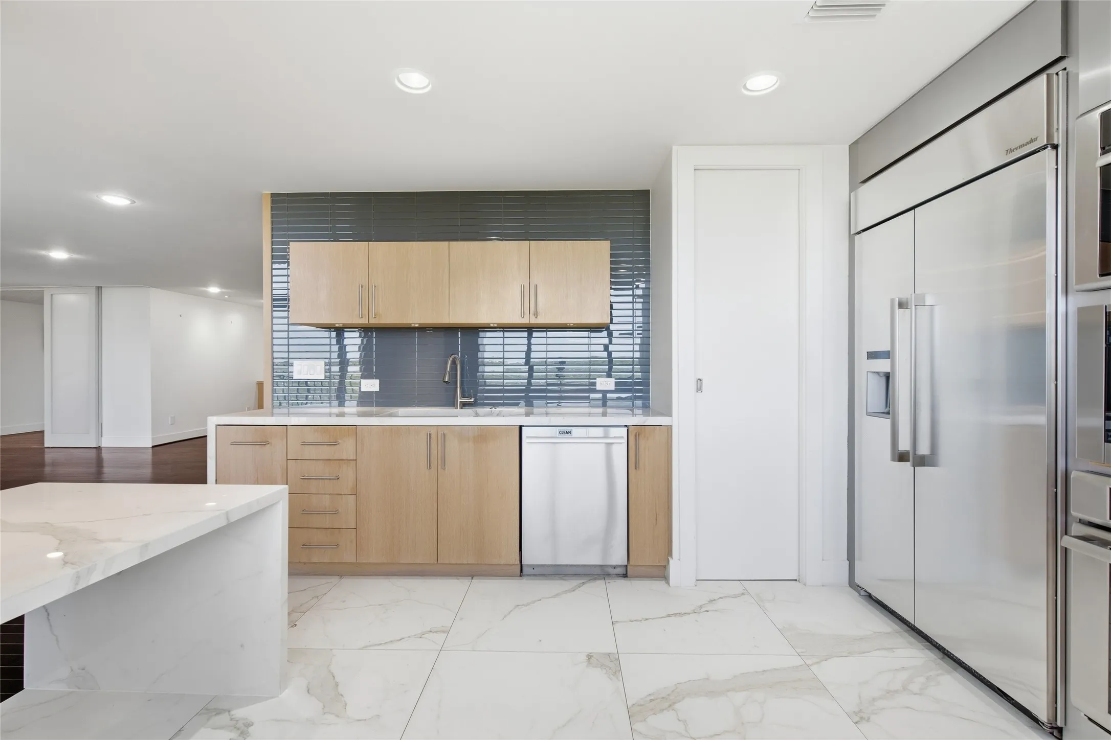 Condominium For Sale in Dallas County , 5200 Keller Springs Road 1331, Dallas, Texas 75248, 2 Bedrooms, 2 Bathrooms, 1 Garage spaces, 2,025 Sqft, built in 1981, Preowned, Price $635,000, mls#21243695, Real Estate Agent in Dallas, Homes For Sale in Dallas county, Homes For Sale in Dallas, Realtor in Dallas Texas, Real Estate Brokerage Independent Realty Texas, Luminita Cordes Realtor