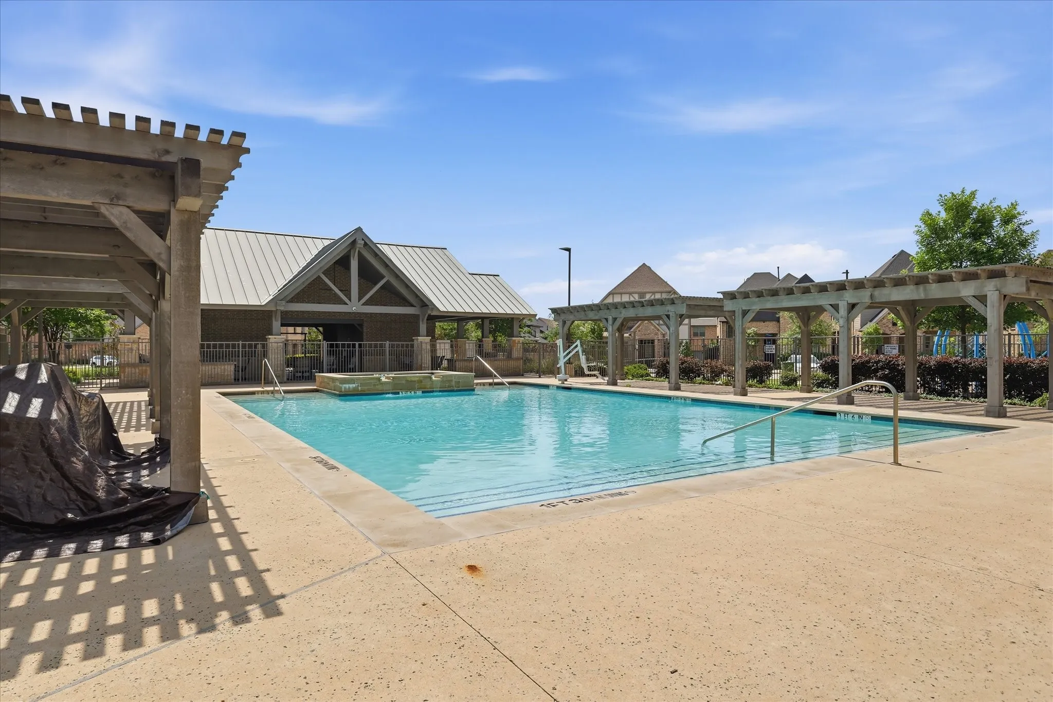 Single Family Residence For Sale in Tarrant County , 241 Harbor Hills Drive, Flower Mound, Texas 75028, 3 Bedrooms, 3 Bathrooms, 2 Garage spaces, 2,421 Sqft, built in 2020, Preowned, Price $598,000, mls#21241114, Real Estate Agent in Flower Mound, Homes For Sale in Tarrant county, Homes For Sale in Flower Mound, Realtor in Flower Mound Texas, Real Estate Brokerage Independent Realty Texas, Luminita Cordes Realtor