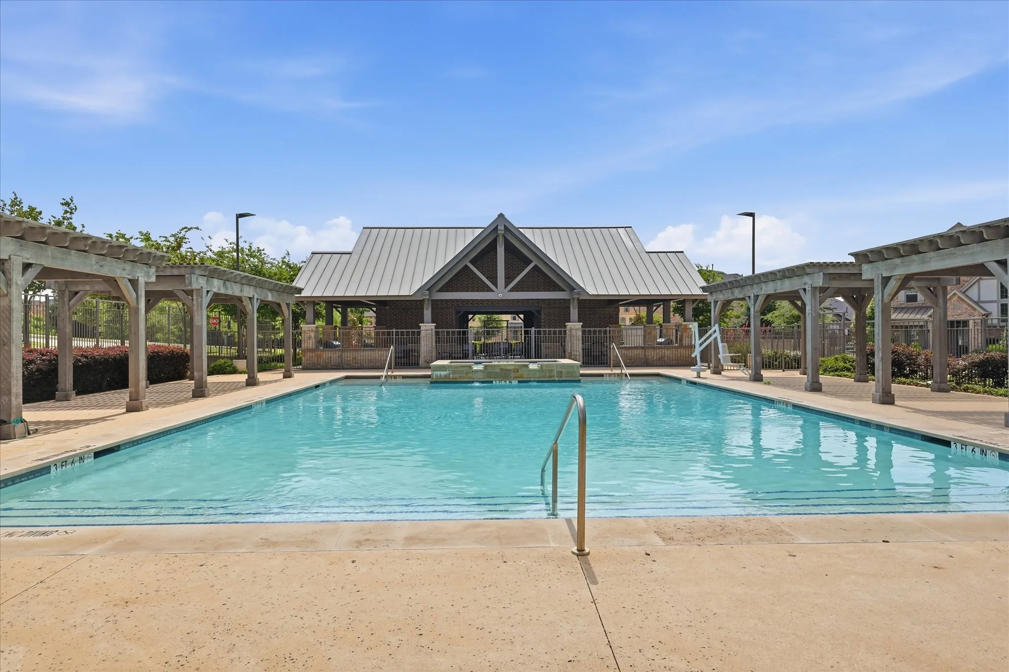 Single Family Residence For Sale in Tarrant County , 241 Harbor Hills Drive, Flower Mound, Texas 75028, 3 Bedrooms, 3 Bathrooms, 2 Garage spaces, 2,421 Sqft, built in 2020, Preowned, Price $598,000, mls#21241114, Real Estate Agent in Flower Mound, Homes For Sale in Tarrant county, Homes For Sale in Flower Mound, Realtor in Flower Mound Texas, Real Estate Brokerage Independent Realty Texas, Luminita Cordes Realtor