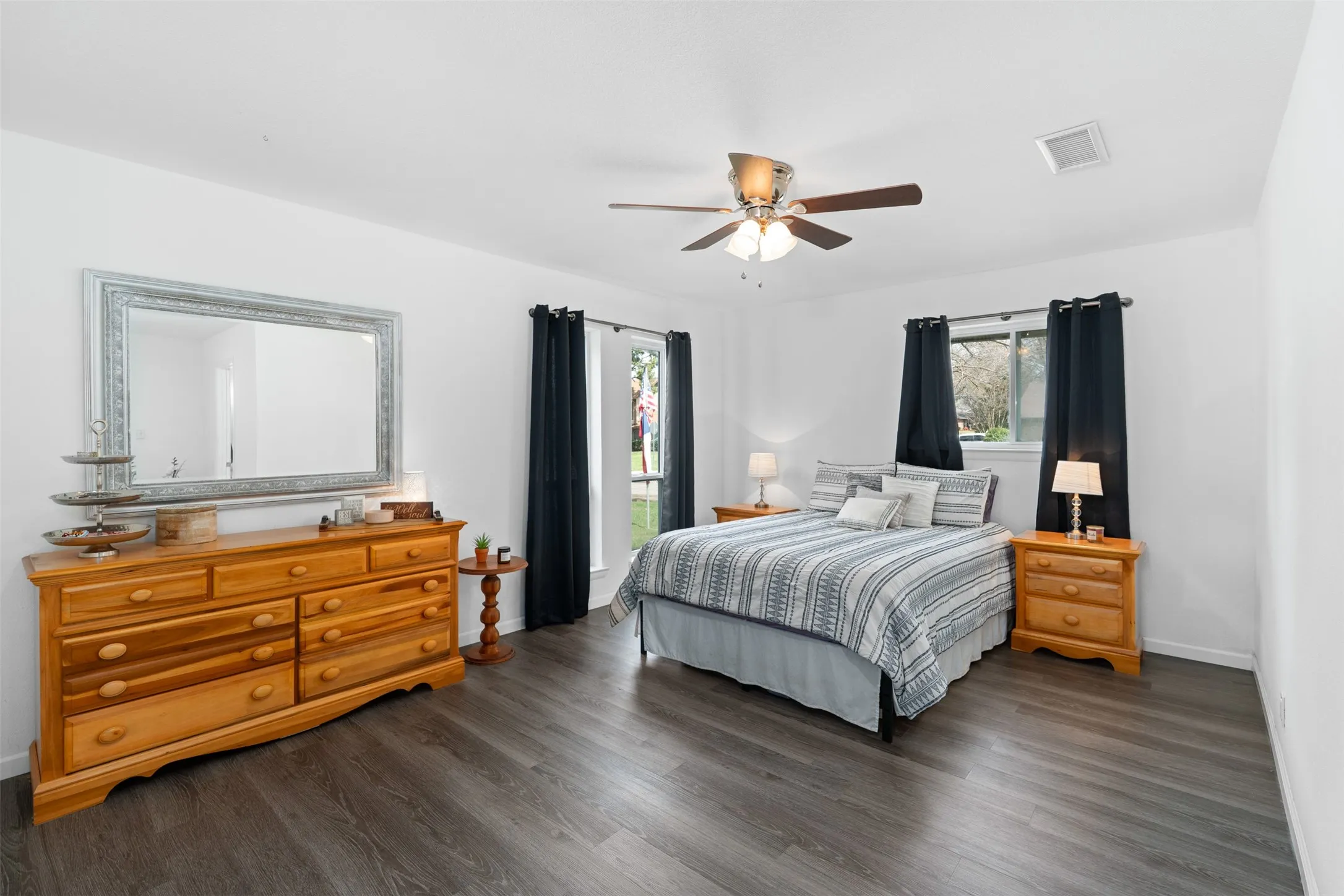 Corner windows allow for great light in this room!
