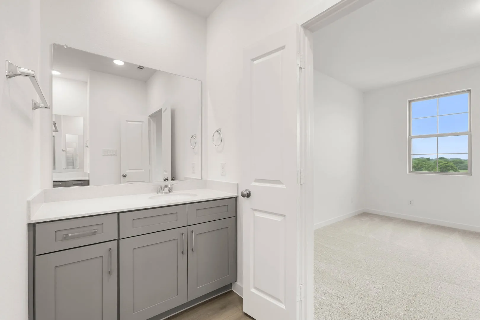 2306 Glacier-Primary Suite-6
