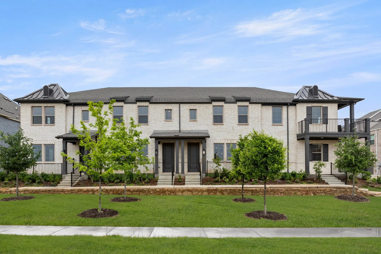 2306 Glacier-Front-1