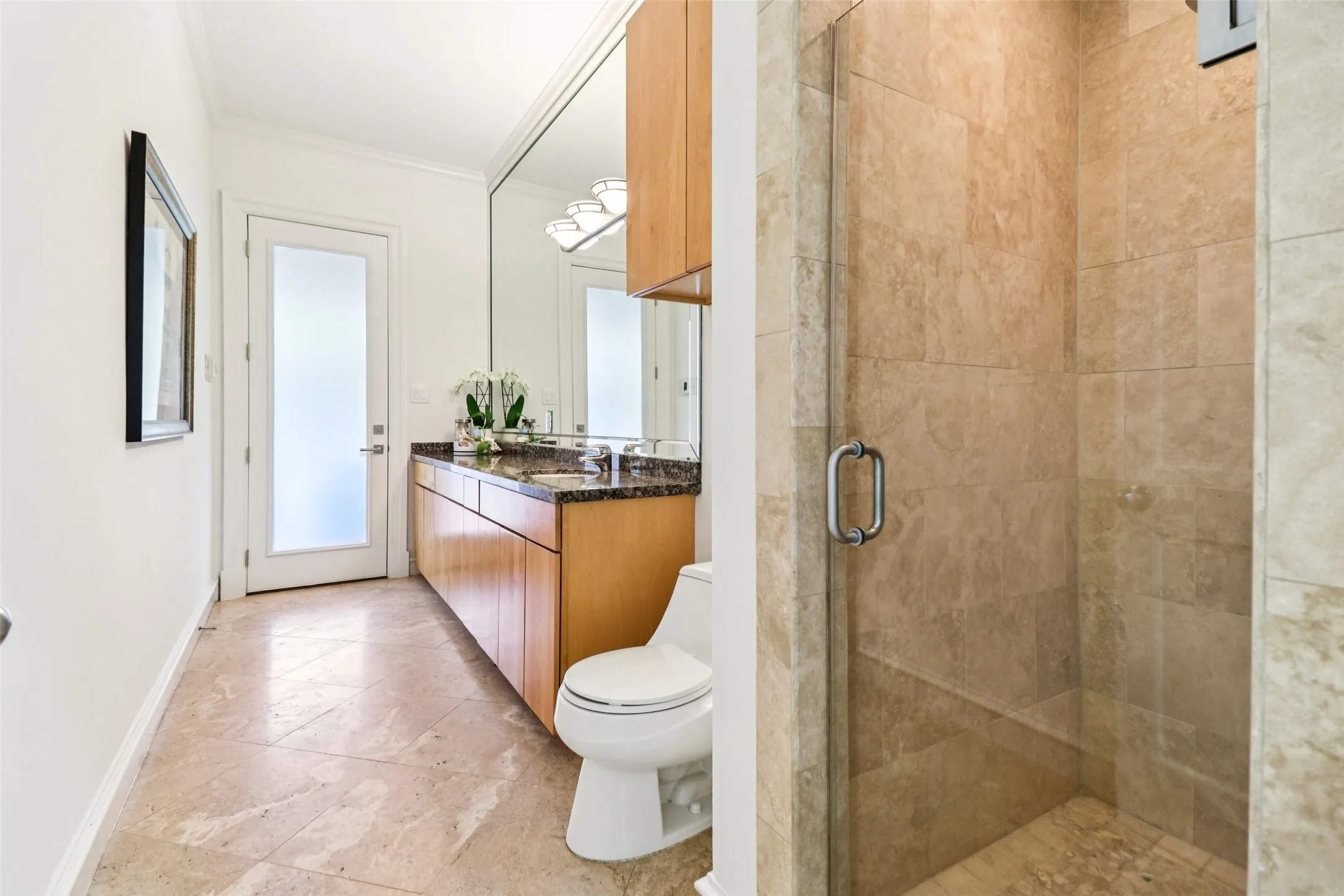 Single Family Residence For Sale in Collin County , 17704 Cedar Creek Canyon Drive, Dallas, Texas 75252, 5 Bedroom, 6 Bathroom, 3 Garage spaces, 5,530 Sqft, built in 1988, Preowned, mls#21243918, Real Estate Agent in Dallas, Homes For Sale in Collin county, Homes For Sale in Dallas, Realtor in Dallas Texas, Real Estate Brokerage Independent Realty Texas, Luminita Cordes Realtor