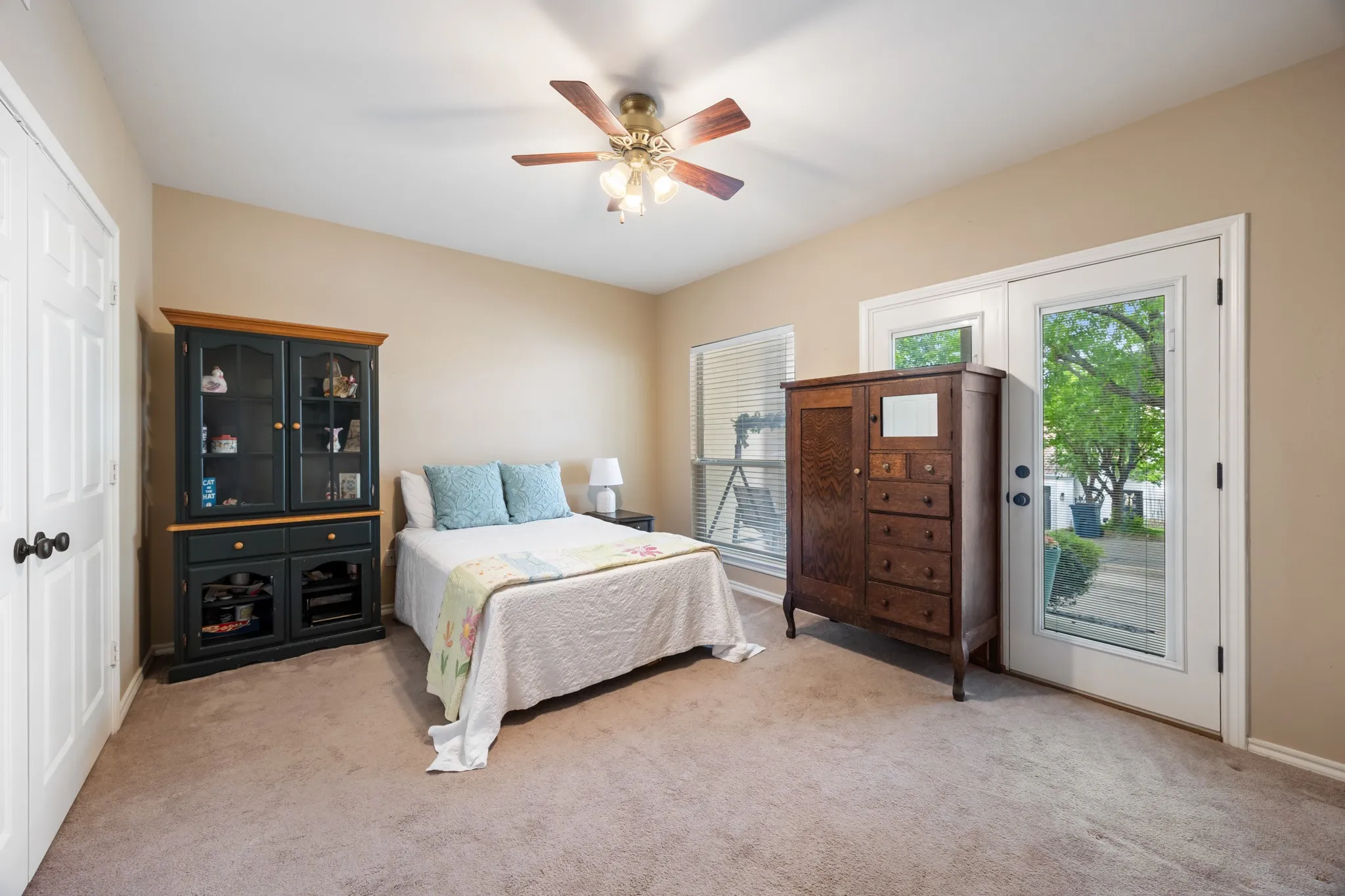 Single Family Residence For Sale in Rockwall County , 3411 Augusta Boulevard, Rockwall, Texas 75087, 3 Bedroom, 3 Bathroom, 2 Garage spaces, 1,932 Sqft, built in 1998, Preowned, mls#21239650, Real Estate Agent in Rockwall, Homes For Sale in Rockwall county, Homes For Sale in Rockwall, Realtor in Rockwall Texas, Real Estate Brokerage Independent Realty Texas, Luminita Cordes Realtor