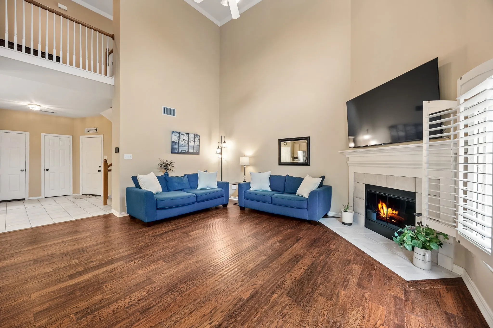 Single Family Residence For Sale in Rockwall County , 3411 Augusta Boulevard, Rockwall, Texas 75087, 3 Bedroom, 3 Bathroom, 2 Garage spaces, 1,932 Sqft, built in 1998, Preowned, mls#21239650, Real Estate Agent in Rockwall, Homes For Sale in Rockwall county, Homes For Sale in Rockwall, Realtor in Rockwall Texas, Real Estate Brokerage Independent Realty Texas, Luminita Cordes Realtor