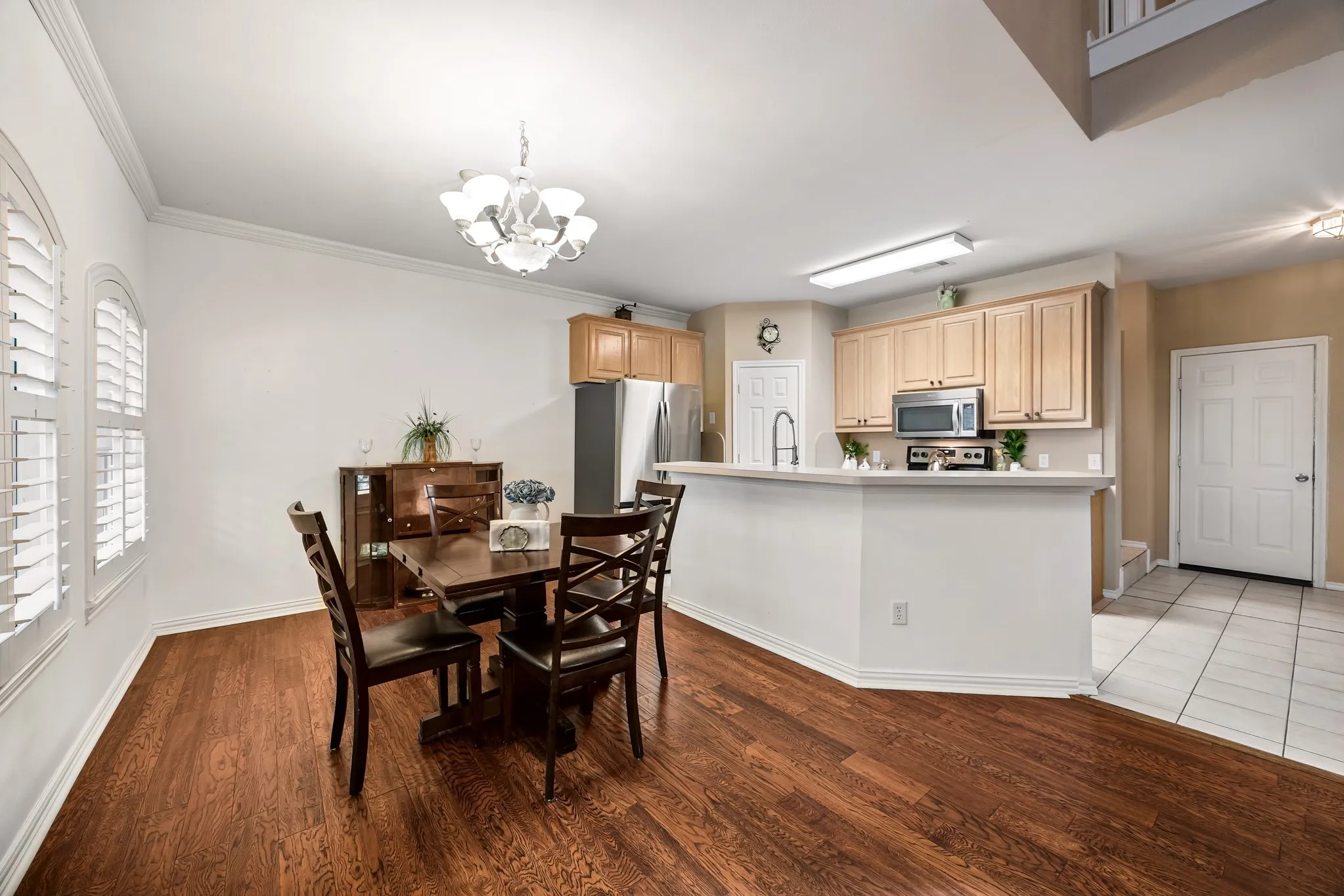 Single Family Residence For Sale in Rockwall County , 3411 Augusta Boulevard, Rockwall, Texas 75087, 3 Bedroom, 3 Bathroom, 2 Garage spaces, 1,932 Sqft, built in 1998, Preowned, mls#21239650, Real Estate Agent in Rockwall, Homes For Sale in Rockwall county, Homes For Sale in Rockwall, Realtor in Rockwall Texas, Real Estate Brokerage Independent Realty Texas, Luminita Cordes Realtor