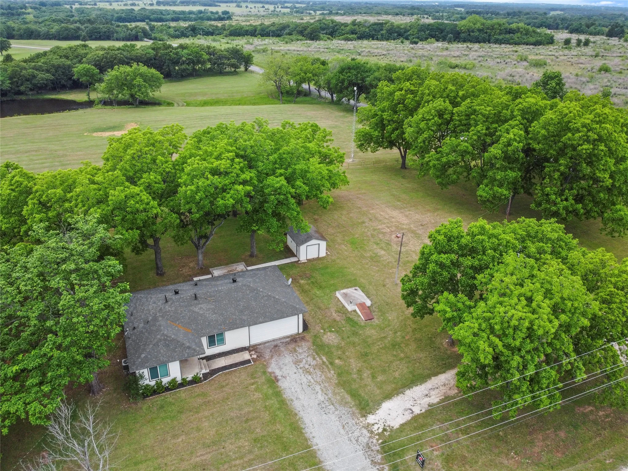 Industrial For Sale in Grayson County , 341 Reast Road, Whitesboro, Texas 76273, 0, 0, Garage spaces, 0 Sqft, built in 1960, mls#21243981, Real Estate Agent in Whitesboro, Homes For Sale in Grayson county, Homes For Sale in Whitesboro, Realtor in Whitesboro Texas, Real Estate Brokerage Independent Realty Texas, Luminita Cordes Realtor