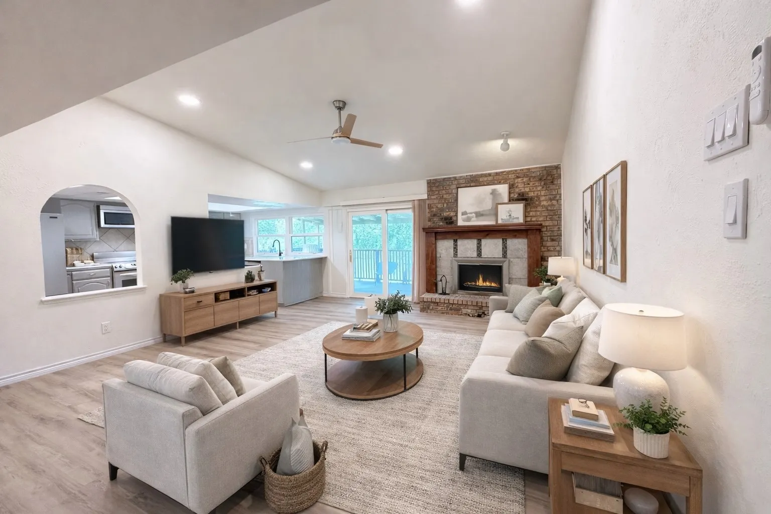 Single Family Residence For Sale in Denton County , 7208 Garrett Place, The Colony, Texas 75056, 3 Bedroom, 2 Bathroom, 2 Garage spaces, 1,879 Sqft, built in 1983, mls#21244001, Real Estate Agent in The Colony, Homes For Sale in Denton county, Homes For Sale in The Colony, Realtor in The Colony Texas, Real Estate Brokerage Independent Realty Texas, Luminita Cordes Realtor