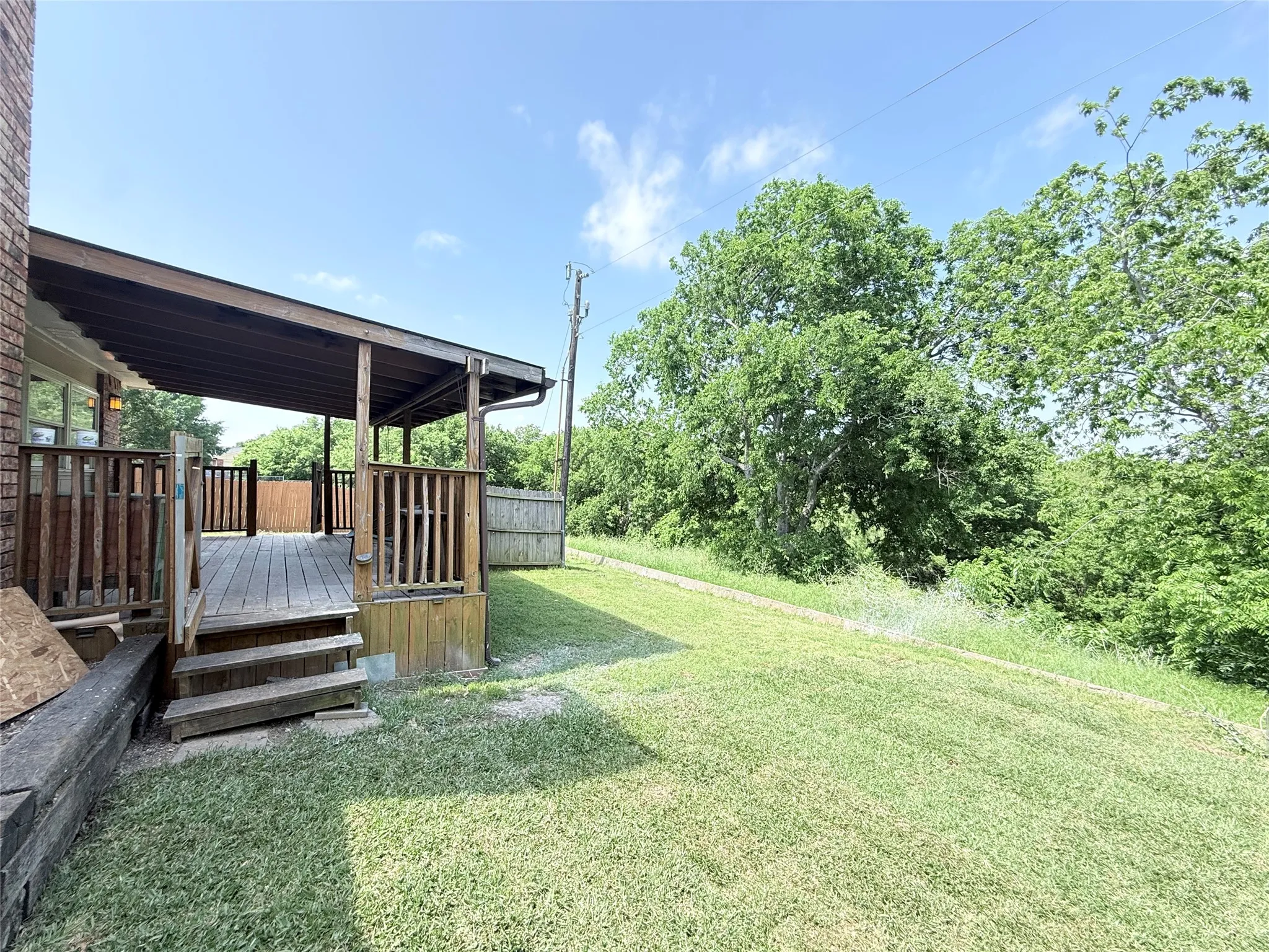 Single Family Residence For Sale in Denton County , 7208 Garrett Place, The Colony, Texas 75056, 3 Bedroom, 2 Bathroom, 2 Garage spaces, 1,879 Sqft, built in 1983, mls#21244001, Real Estate Agent in The Colony, Homes For Sale in Denton county, Homes For Sale in The Colony, Realtor in The Colony Texas, Real Estate Brokerage Independent Realty Texas, Luminita Cordes Realtor