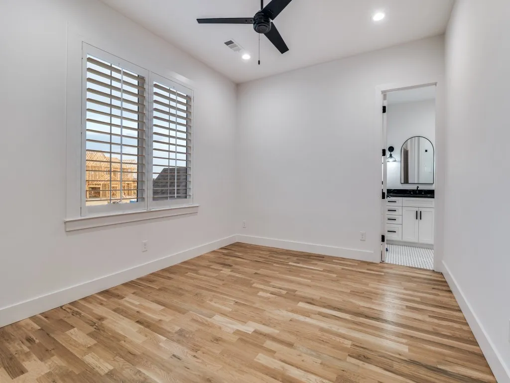 Single Family Residence For Sale in Rockwall County , 138 Stafford Drive, Heath, Texas 75032, 6 Bedroom, 8 Bathroom, 3 Garage spaces, 4,880 Sqft, built in 2022, Preowned, mls#21244041, Real Estate Agent in Heath, Homes For Sale in Rockwall county, Homes For Sale in Heath, Realtor in Heath Texas, Real Estate Brokerage Independent Realty Texas, Luminita Cordes Realtor