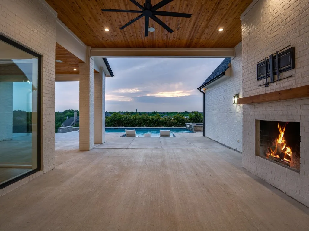 Single Family Residence For Sale in Rockwall County , 138 Stafford Drive, Heath, Texas 75032, 6 Bedroom, 8 Bathroom, 3 Garage spaces, 4,880 Sqft, built in 2022, Preowned, mls#21244041, Real Estate Agent in Heath, Homes For Sale in Rockwall county, Homes For Sale in Heath, Realtor in Heath Texas, Real Estate Brokerage Independent Realty Texas, Luminita Cordes Realtor
