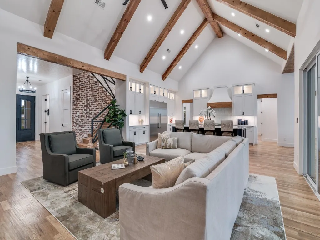Single Family Residence For Sale in Rockwall County , 138 Stafford Drive, Heath, Texas 75032, 6 Bedroom, 8 Bathroom, 3 Garage spaces, 4,880 Sqft, built in 2022, Preowned, mls#21244041, Real Estate Agent in Heath, Homes For Sale in Rockwall county, Homes For Sale in Heath, Realtor in Heath Texas, Real Estate Brokerage Independent Realty Texas, Luminita Cordes Realtor