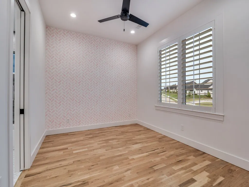 Single Family Residence For Sale in Rockwall County , 138 Stafford Drive, Heath, Texas 75032, 6 Bedroom, 8 Bathroom, 3 Garage spaces, 4,880 Sqft, built in 2022, Preowned, mls#21244041, Real Estate Agent in Heath, Homes For Sale in Rockwall county, Homes For Sale in Heath, Realtor in Heath Texas, Real Estate Brokerage Independent Realty Texas, Luminita Cordes Realtor