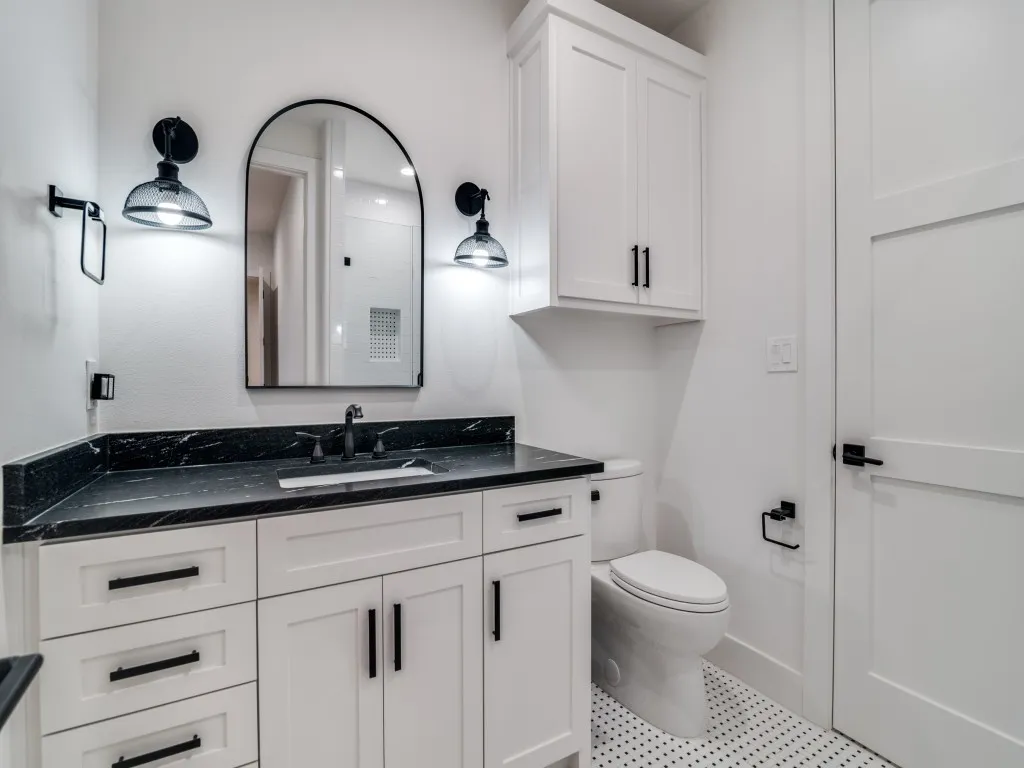 Single Family Residence For Sale in Rockwall County , 138 Stafford Drive, Heath, Texas 75032, 6 Bedroom, 8 Bathroom, 3 Garage spaces, 4,880 Sqft, built in 2022, Preowned, mls#21244041, Real Estate Agent in Heath, Homes For Sale in Rockwall county, Homes For Sale in Heath, Realtor in Heath Texas, Real Estate Brokerage Independent Realty Texas, Luminita Cordes Realtor