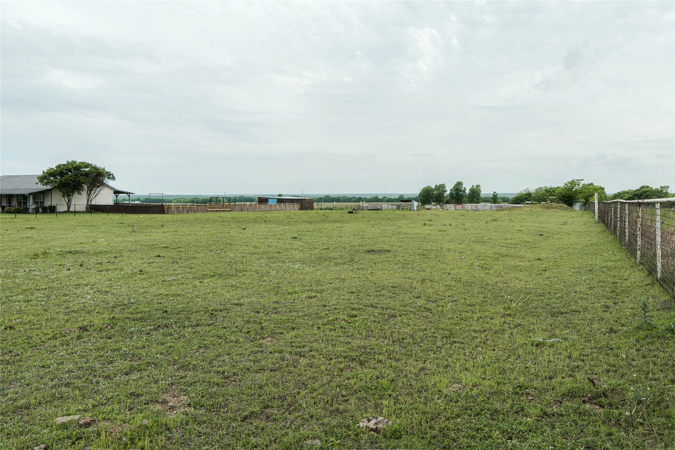 Unimproved Land For Sale in Ellis County , 390 Anderson Ranch Road, Waxahachie, Texas 75167, 0, 0, Garage spaces, 0 Sqft, built in 2009, mls#21234721, Real Estate Agent in Waxahachie, Homes For Sale in Ellis county, Homes For Sale in Waxahachie, Realtor in Waxahachie Texas, Real Estate Brokerage Independent Realty Texas, Luminita Cordes Realtor