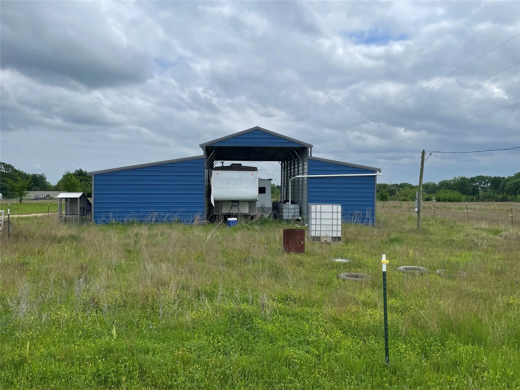 Farm For Sale in Van Zandt County , 712 Vz County Road 3510, Wills Point, Texas 75169, 3 Bedroom, 2 Bathroom, Garage spaces, 1,791 Sqft, built in 2024, mls#21244068, Real Estate Agent in Wills Point, Homes For Sale in Van Zandt county, Homes For Sale in Wills Point, Realtor in Wills Point Texas, Real Estate Brokerage Independent Realty Texas, Luminita Cordes Realtor