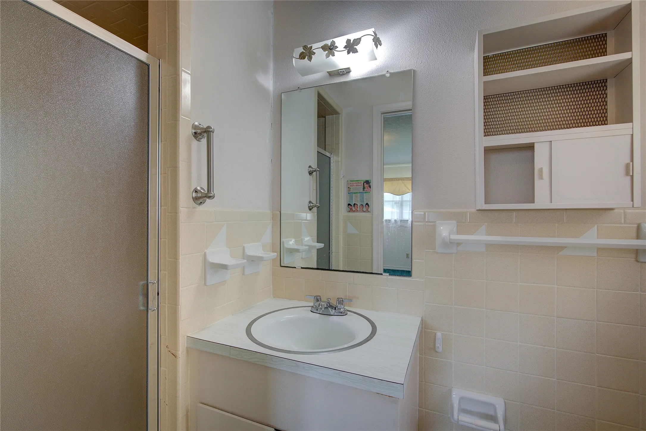 Single Family Residence For Sale in Hunt County , 7007 State Highway 50, Commerce, Texas 75428, 3 Bedroom, 2 Bathroom, Garage spaces, 1,683 Sqft, built in 1970, mls#21244098, Real Estate Agent in Commerce, Homes For Sale in Hunt county, Homes For Sale in Commerce, Realtor in Commerce Texas, Real Estate Brokerage Independent Realty Texas, Luminita Cordes Realtor