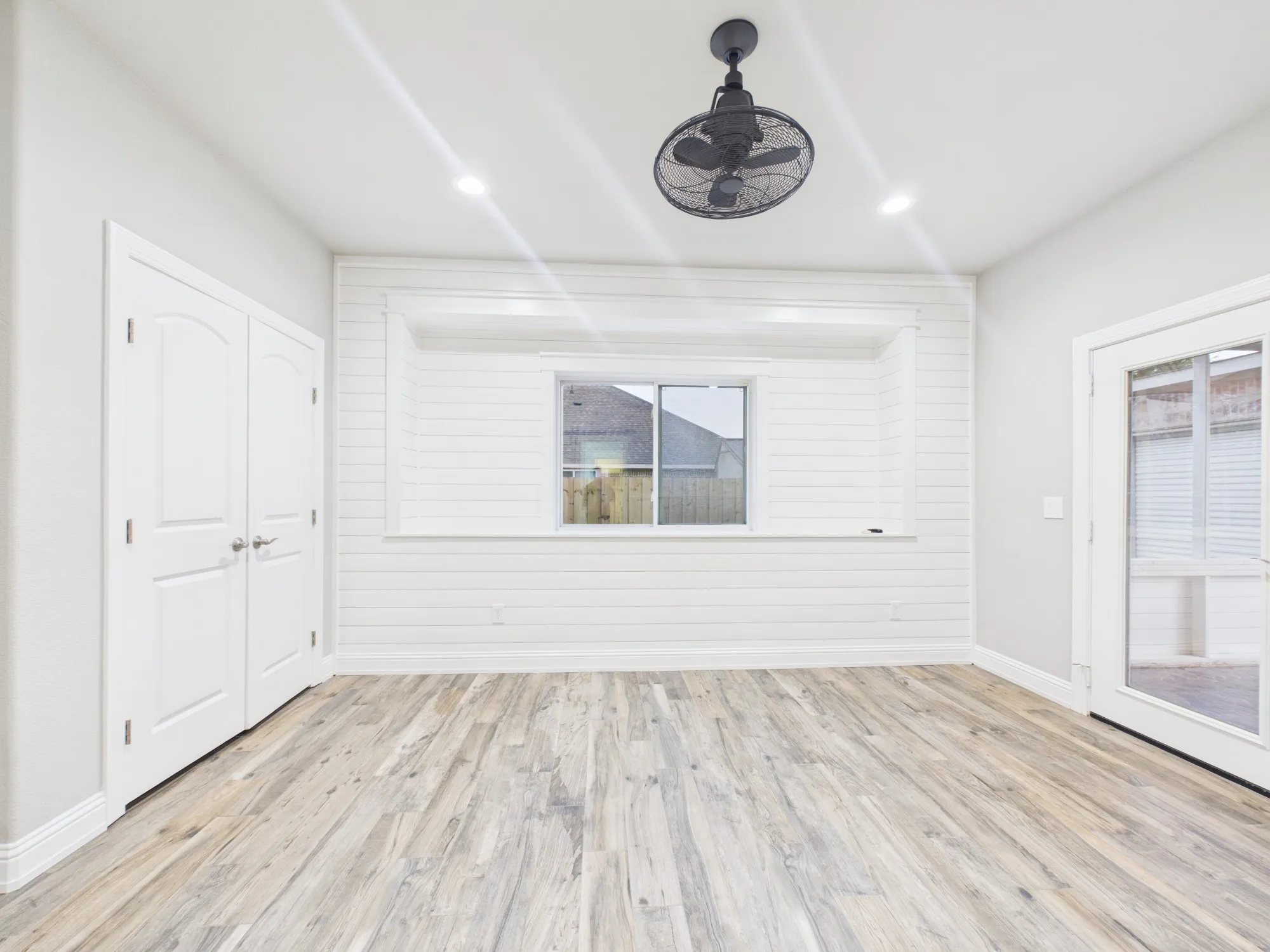 Bedroom 4, door to outside