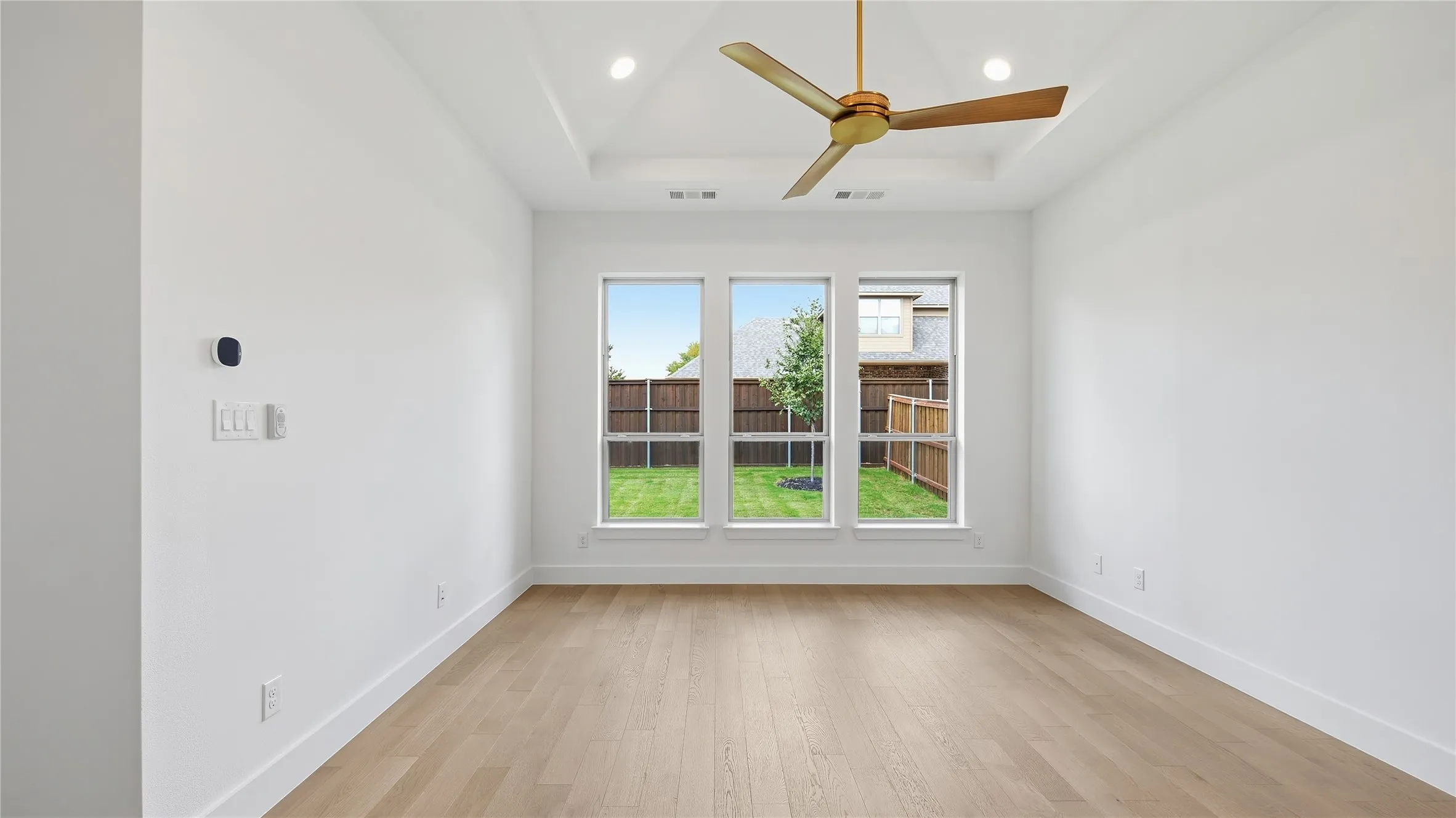 Single Family Residence For Sale in Tarrant County , 708 Bear Creek Drive, Hurst, Texas 76054, 4 Bedroom, 4 Bathroom, 3 Garage spaces, 3,455 Sqft, built in 2026, New Construction - Incomplete, mls#21244122, Real Estate Agent in Hurst, Homes For Sale in Tarrant county, Homes For Sale in Hurst, Realtor in Hurst Texas, Real Estate Brokerage Independent Realty Texas, Luminita Cordes Realtor