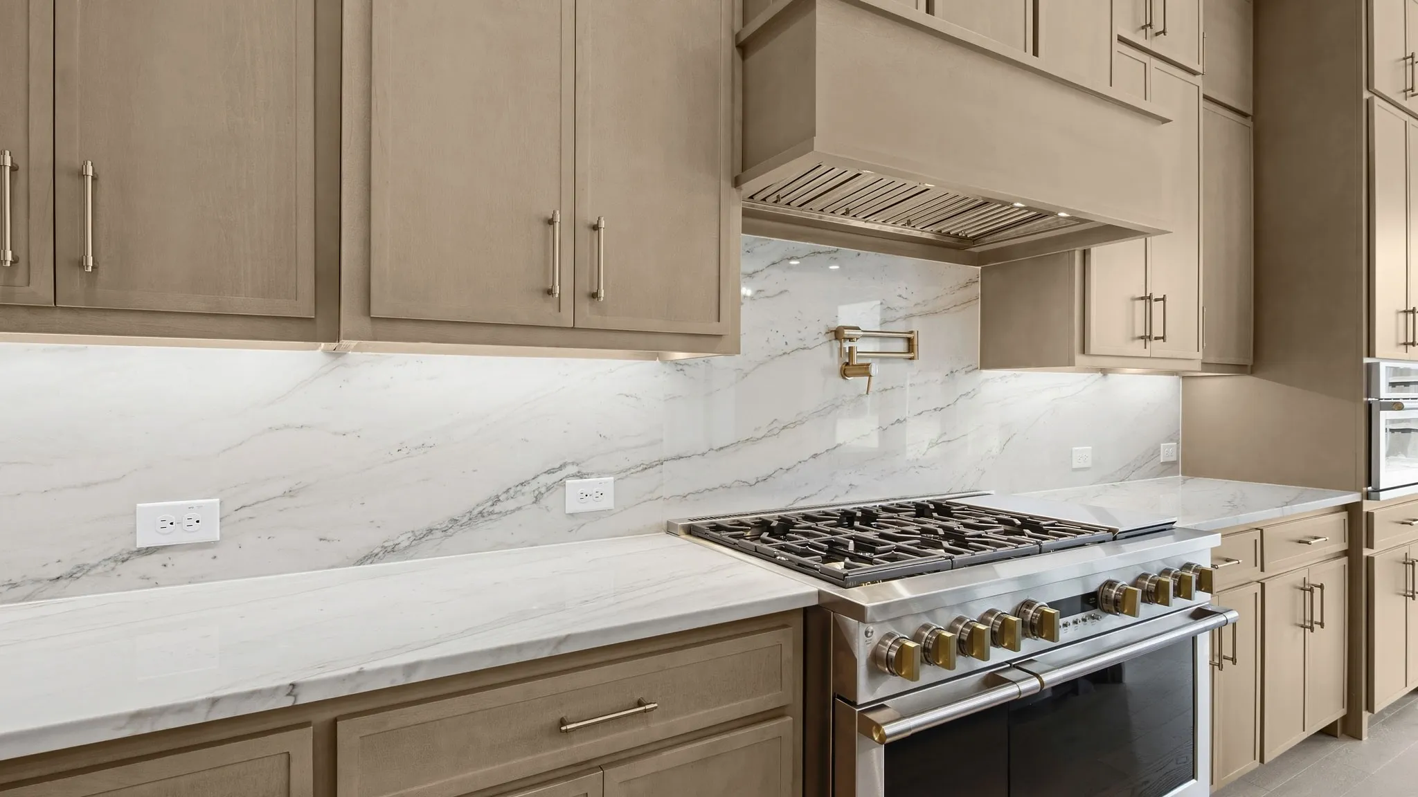 Single Family Residence For Sale in Tarrant County , 708 Bear Creek Drive, Hurst, Texas 76054, 4 Bedroom, 4 Bathroom, 3 Garage spaces, 3,455 Sqft, built in 2026, New Construction - Incomplete, mls#21244122, Real Estate Agent in Hurst, Homes For Sale in Tarrant county, Homes For Sale in Hurst, Realtor in Hurst Texas, Real Estate Brokerage Independent Realty Texas, Luminita Cordes Realtor