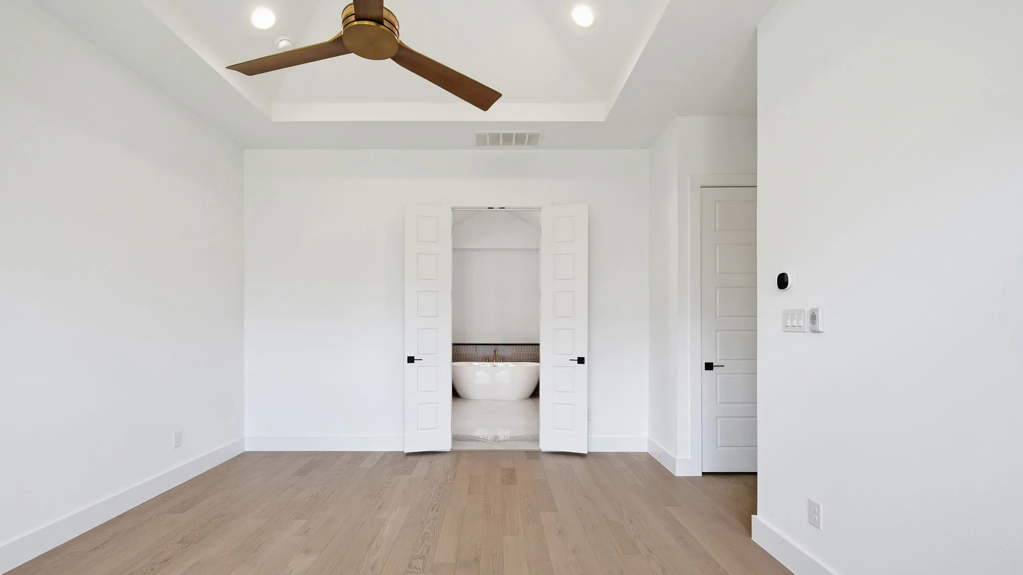 Single Family Residence For Sale in Tarrant County , 708 Bear Creek Drive, Hurst, Texas 76054, 4 Bedroom, 4 Bathroom, 3 Garage spaces, 3,455 Sqft, built in 2026, New Construction - Incomplete, mls#21244122, Real Estate Agent in Hurst, Homes For Sale in Tarrant county, Homes For Sale in Hurst, Realtor in Hurst Texas, Real Estate Brokerage Independent Realty Texas, Luminita Cordes Realtor