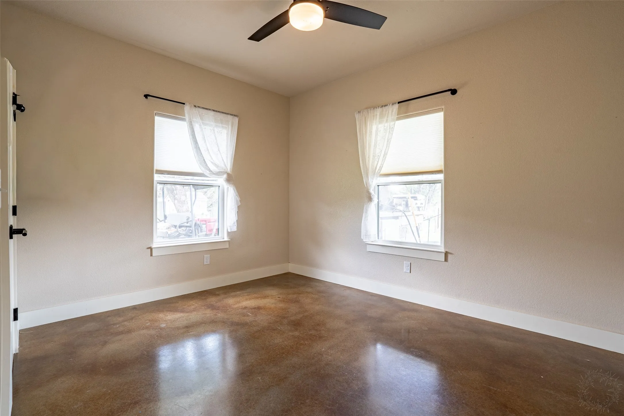Farm For Sale in Erath County , 1260 Private Road 1656, Stephenville, Texas 76401, 3 Bedroom, 2 Bathroom, Garage spaces, 1,870 Sqft, built in 2022, mls#21237716, Real Estate Agent in Stephenville, Homes For Sale in Erath county, Homes For Sale in Stephenville, Realtor in Stephenville Texas, Real Estate Brokerage Independent Realty Texas, Luminita Cordes Realtor
