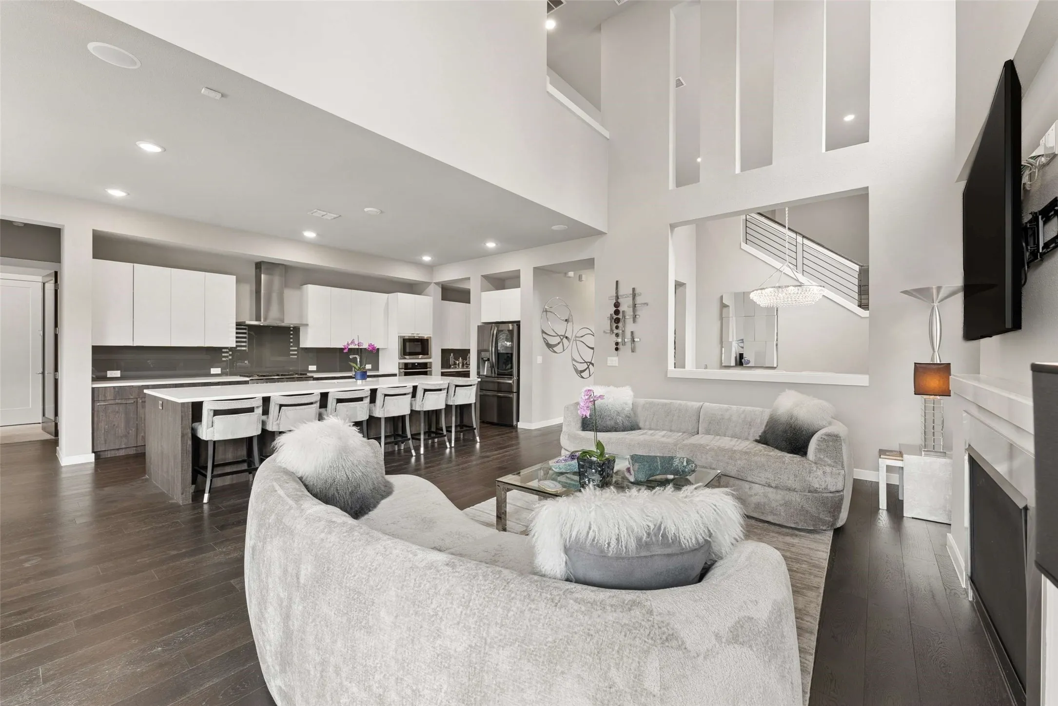 Single Family Residence For Sale in Collin County , 1401 Ellicott Drive, Celina, Texas 75009, 4 Bedroom, 5 Bathroom, 3 Garage spaces, 4,062 Sqft, built in 2017, Preowned, mls#21243571, Real Estate Agent in Celina, Homes For Sale in Collin county, Homes For Sale in Celina, Realtor in Celina Texas, Real Estate Brokerage Independent Realty Texas, Luminita Cordes Realtor