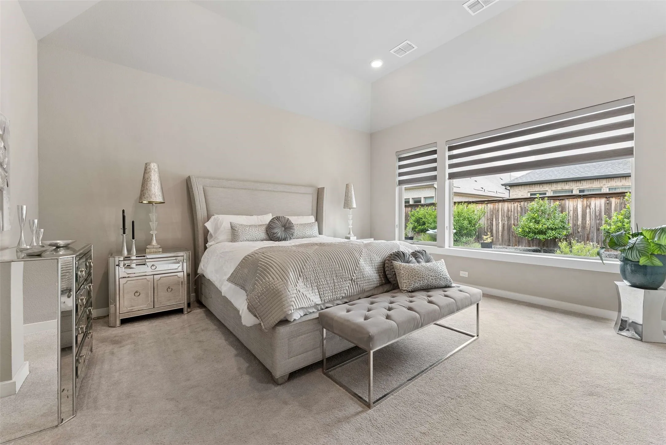 Single Family Residence For Sale in Collin County , 1401 Ellicott Drive, Celina, Texas 75009, 4 Bedroom, 5 Bathroom, 3 Garage spaces, 4,062 Sqft, built in 2017, Preowned, mls#21243571, Real Estate Agent in Celina, Homes For Sale in Collin county, Homes For Sale in Celina, Realtor in Celina Texas, Real Estate Brokerage Independent Realty Texas, Luminita Cordes Realtor