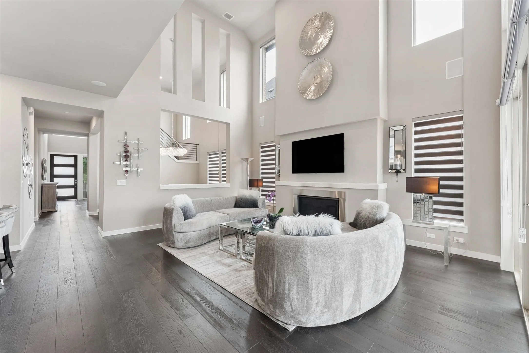 Single Family Residence For Sale in Collin County , 1401 Ellicott Drive, Celina, Texas 75009, 4 Bedroom, 5 Bathroom, 3 Garage spaces, 4,062 Sqft, built in 2017, Preowned, mls#21243571, Real Estate Agent in Celina, Homes For Sale in Collin county, Homes For Sale in Celina, Realtor in Celina Texas, Real Estate Brokerage Independent Realty Texas, Luminita Cordes Realtor