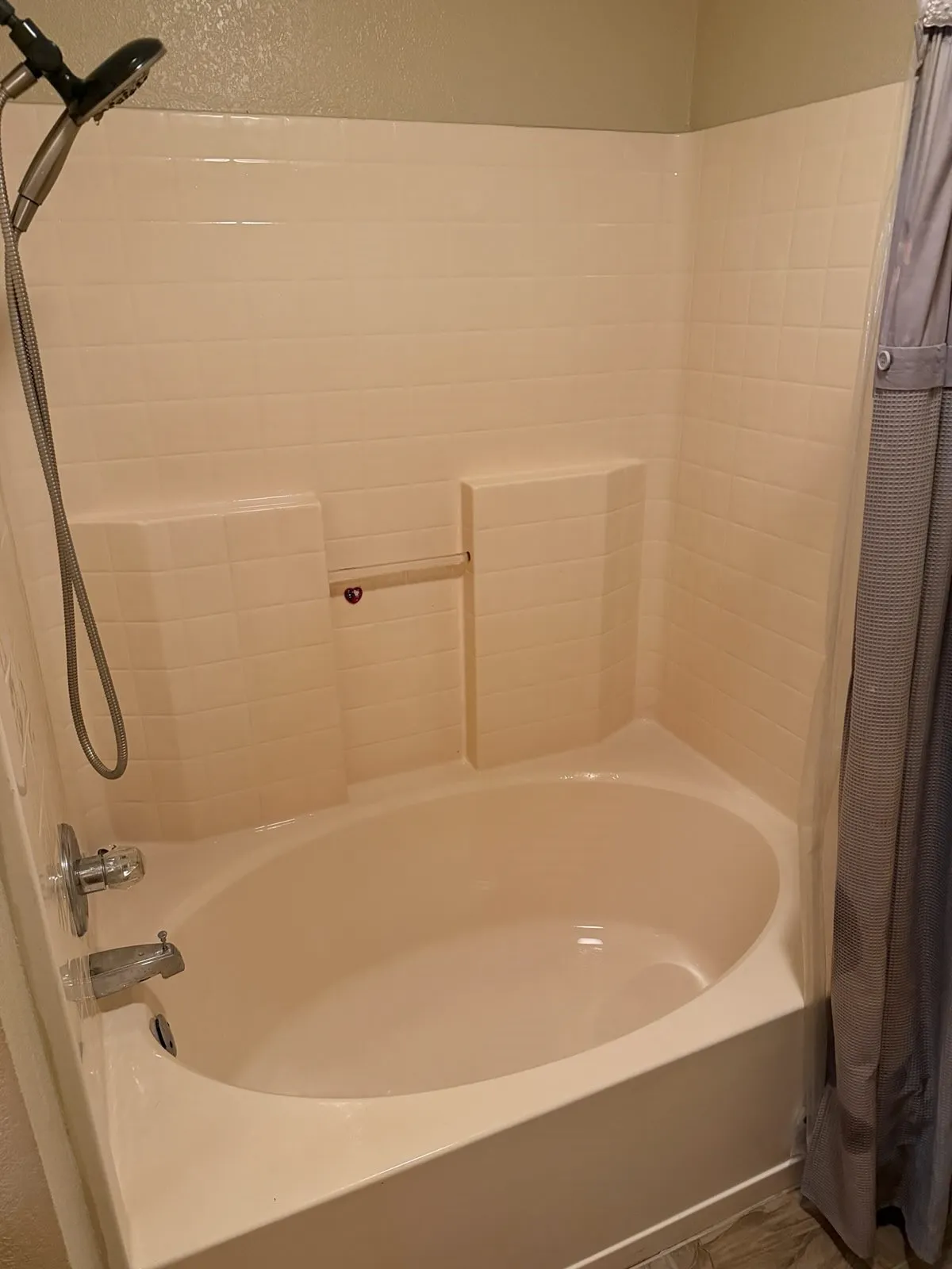 Single Family Residence For Sale in Tarrant County , 6336 Fern Meadow Drive, Fort Worth, Texas 76179, 3 Bedroom, 2 Bathroom, 2 Garage spaces, 1,317 Sqft, built in 1997, Preowned, mls#21242066, Real Estate Agent in Fort Worth, Homes For Sale in Tarrant county, Homes For Sale in Fort Worth, Realtor in Fort Worth Texas, Real Estate Brokerage Independent Realty Texas, Luminita Cordes Realtor