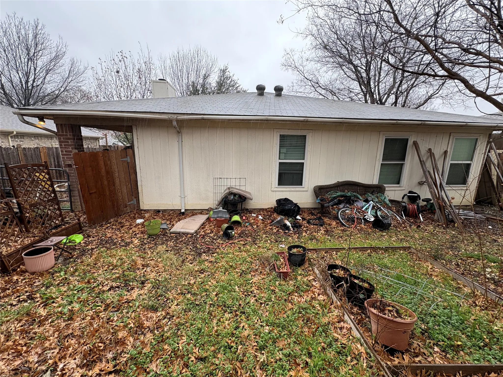 Single Family Residence For Sale in Tarrant County , 6336 Fern Meadow Drive, Fort Worth, Texas 76179, 3 Bedroom, 2 Bathroom, 2 Garage spaces, 1,317 Sqft, built in 1997, Preowned, mls#21242066, Real Estate Agent in Fort Worth, Homes For Sale in Tarrant county, Homes For Sale in Fort Worth, Realtor in Fort Worth Texas, Real Estate Brokerage Independent Realty Texas, Luminita Cordes Realtor