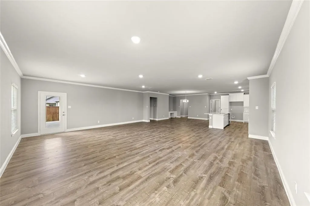 Single Family Residence For Rent in Collin County , 304 Community Drive, Lavon, Texas 75166, 4 Bedroom, 3 Bathroom, 2 Garage spaces, 2,900 Sqft, built in 2023, Preowned, mls#21244177, Real Estate Agent in Lavon, Homes For Rent in Collin county, Homes For Rent in Lavon, Realtor in Lavon Texas, Real Estate Brokerage Independent Realty Texas, Luminita Cordes Realtor