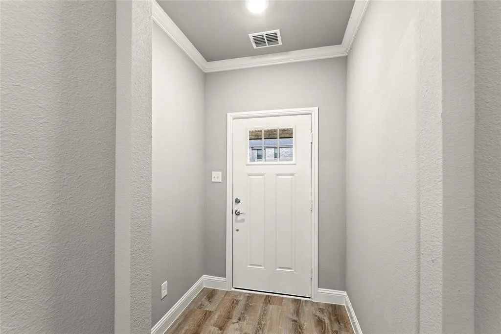 Single Family Residence For Rent in Collin County , 304 Community Drive, Lavon, Texas 75166, 4 Bedroom, 3 Bathroom, 2 Garage spaces, 2,900 Sqft, built in 2023, Preowned, mls#21244177, Real Estate Agent in Lavon, Homes For Rent in Collin county, Homes For Rent in Lavon, Realtor in Lavon Texas, Real Estate Brokerage Independent Realty Texas, Luminita Cordes Realtor