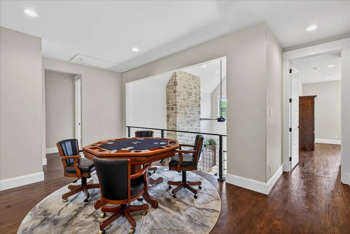 Or extra upstairs bonus area