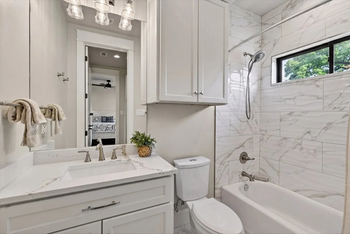 Additional Guest Bath