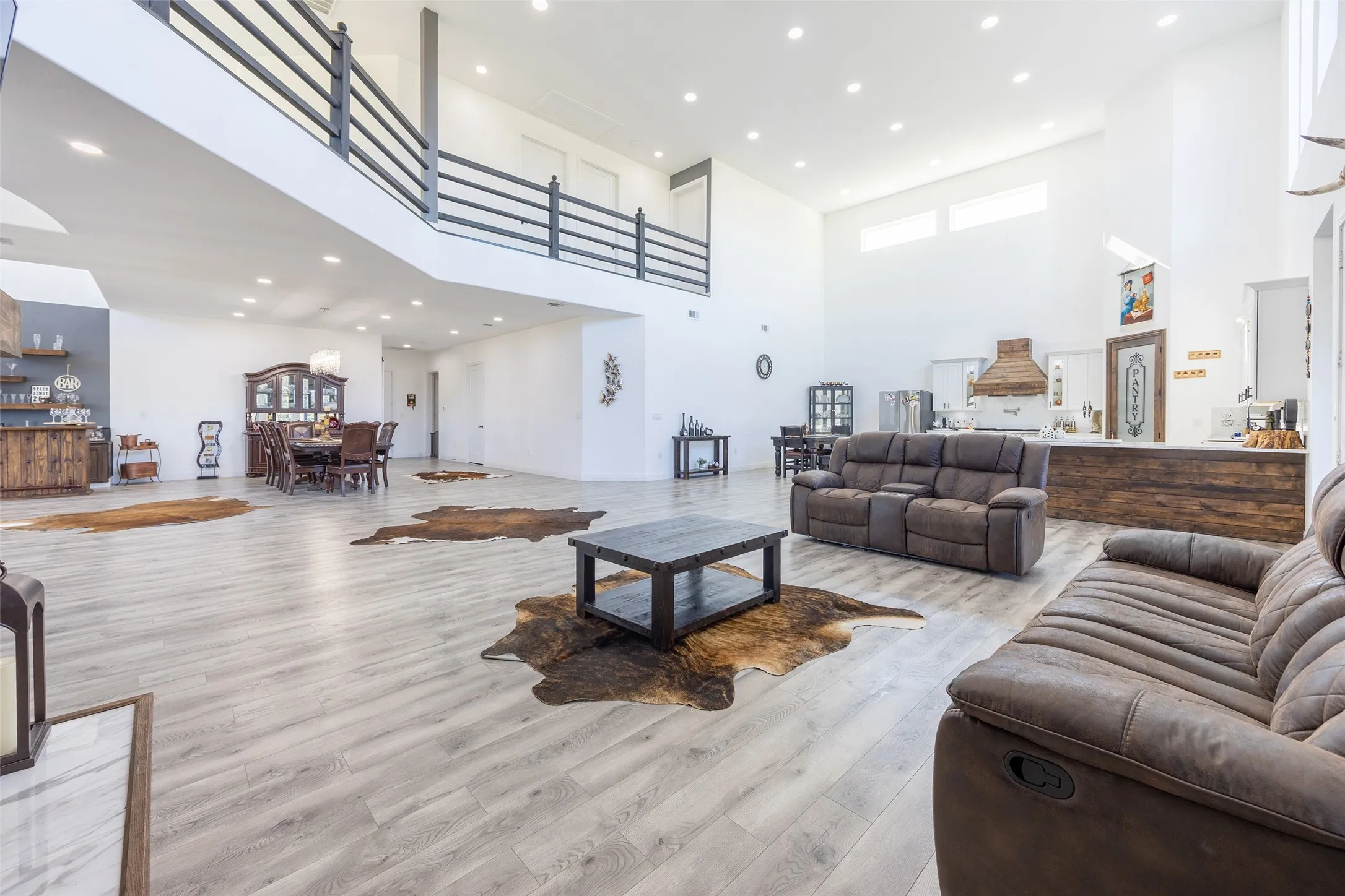 Single Family Residence For Sale in Denton County , 2630 Rock Hill Road, Aubrey, Texas 76227, 5 Bedroom, 3 Bathroom, 3 Garage spaces, 5,690 Sqft, built in 2023, mls#21244217, Real Estate Agent in Aubrey, Homes For Sale in Denton county, Homes For Sale in Aubrey, Realtor in Aubrey Texas, Real Estate Brokerage Independent Realty Texas, Luminita Cordes Realtor