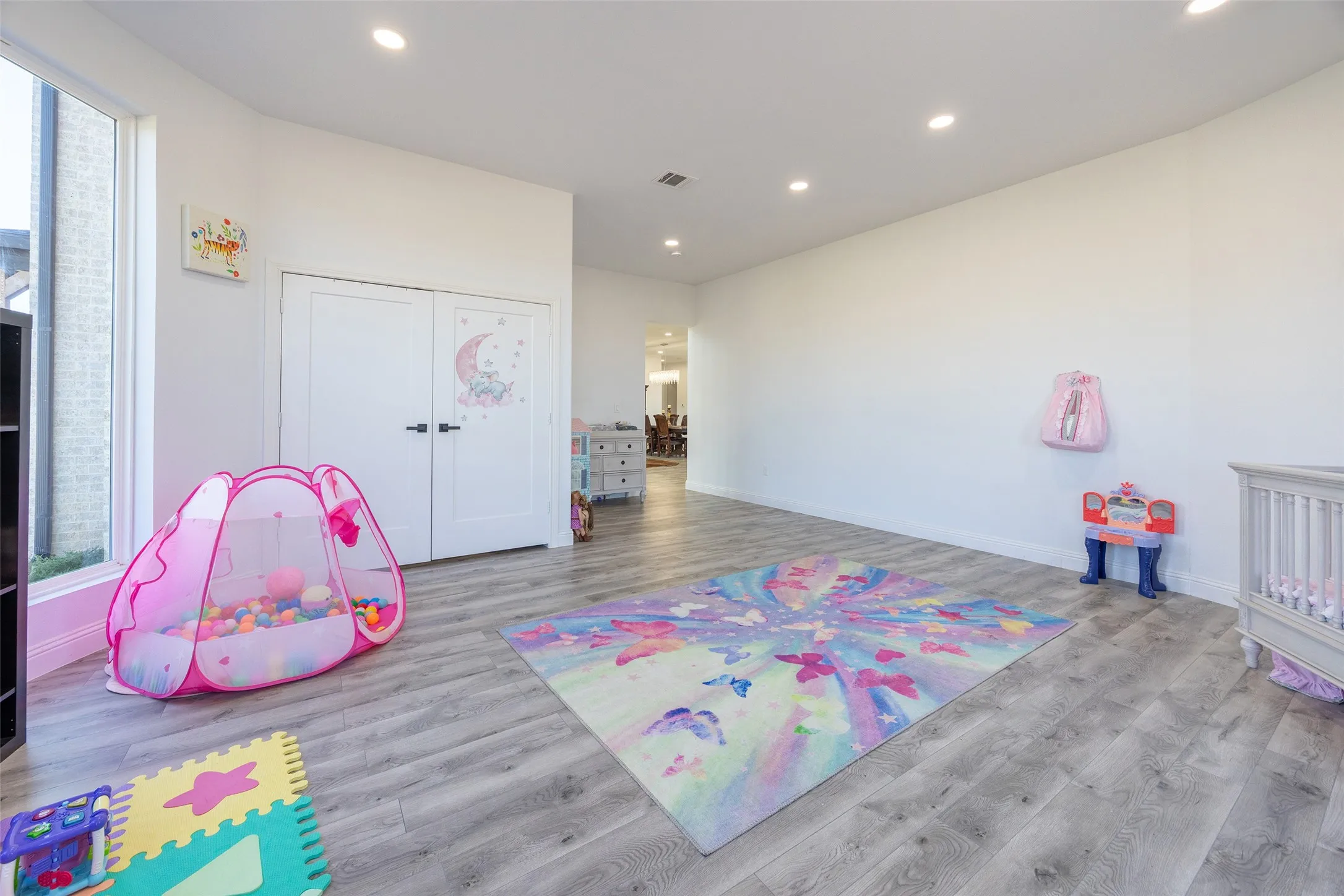 Single Family Residence For Sale in Denton County , 2630 Rock Hill Road, Aubrey, Texas 76227, 5 Bedroom, 3 Bathroom, 3 Garage spaces, 5,690 Sqft, built in 2023, mls#21244217, Real Estate Agent in Aubrey, Homes For Sale in Denton county, Homes For Sale in Aubrey, Realtor in Aubrey Texas, Real Estate Brokerage Independent Realty Texas, Luminita Cordes Realtor