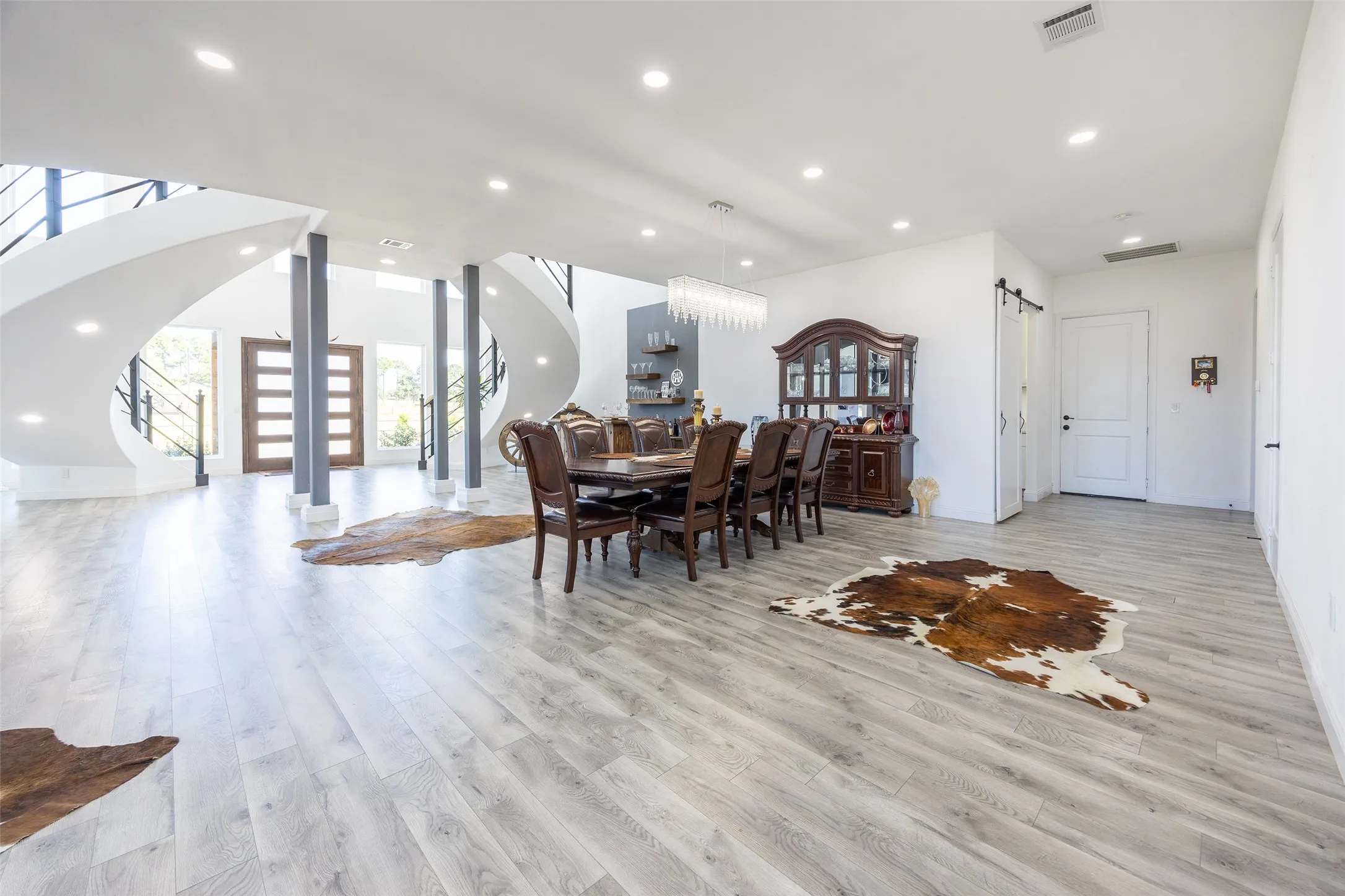 Single Family Residence For Sale in Denton County , 2630 Rock Hill Road, Aubrey, Texas 76227, 5 Bedroom, 3 Bathroom, 3 Garage spaces, 5,690 Sqft, built in 2023, mls#21244217, Real Estate Agent in Aubrey, Homes For Sale in Denton county, Homes For Sale in Aubrey, Realtor in Aubrey Texas, Real Estate Brokerage Independent Realty Texas, Luminita Cordes Realtor