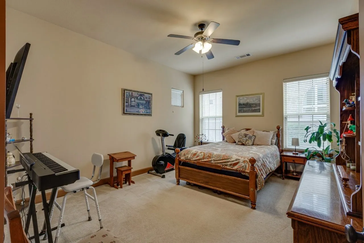 Condominium For Sale in Dallas County , 6631 Via Positano 202, Irving, Texas 75039, 2 Bedrooms, 3 Bathrooms, 2 Garage spaces, 1,977 Sqft, built in 2007, Preowned, Price $444,900, mls#21243838, Real Estate Agent in Irving, Homes For Sale in Dallas county, Homes For Sale in Irving, Realtor in Irving Texas, Real Estate Brokerage Independent Realty Texas, Luminita Cordes Realtor