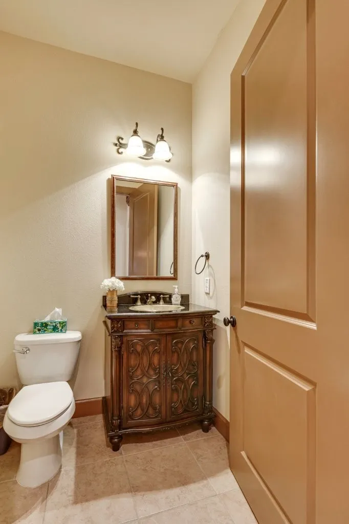 Condominium For Sale in Dallas County , 6631 Via Positano 202, Irving, Texas 75039, 2 Bedrooms, 3 Bathrooms, 2 Garage spaces, 1,977 Sqft, built in 2007, Preowned, Price $444,900, mls#21243838, Real Estate Agent in Irving, Homes For Sale in Dallas county, Homes For Sale in Irving, Realtor in Irving Texas, Real Estate Brokerage Independent Realty Texas, Luminita Cordes Realtor