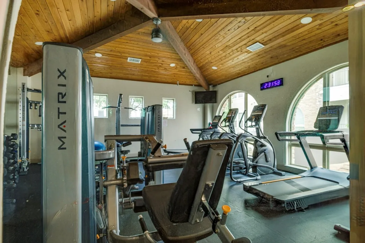 Condominium For Sale in Dallas County , 6631 Via Positano 202, Irving, Texas 75039, 2 Bedrooms, 3 Bathrooms, 2 Garage spaces, 1,977 Sqft, built in 2007, Preowned, Price $444,900, mls#21243838, Real Estate Agent in Irving, Homes For Sale in Dallas county, Homes For Sale in Irving, Realtor in Irving Texas, Real Estate Brokerage Independent Realty Texas, Luminita Cordes Realtor