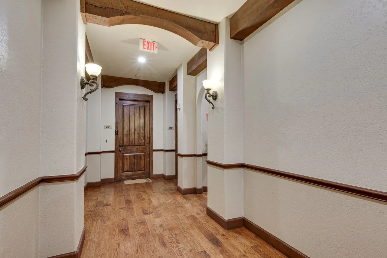 Condominium For Sale in Dallas County , 6631 Via Positano 202, Irving, Texas 75039, 2 Bedrooms, 3 Bathrooms, 2 Garage spaces, 1,977 Sqft, built in 2007, Preowned, Price $444,900, mls#21243838, Real Estate Agent in Irving, Homes For Sale in Dallas county, Homes For Sale in Irving, Realtor in Irving Texas, Real Estate Brokerage Independent Realty Texas, Luminita Cordes Realtor