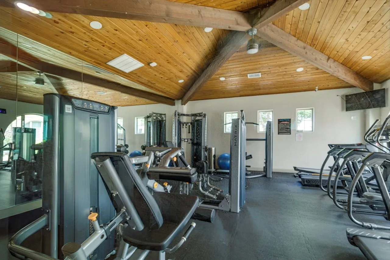 Condominium For Sale in Dallas County , 6631 Via Positano 202, Irving, Texas 75039, 2 Bedrooms, 3 Bathrooms, 2 Garage spaces, 1,977 Sqft, built in 2007, Preowned, Price $444,900, mls#21243838, Real Estate Agent in Irving, Homes For Sale in Dallas county, Homes For Sale in Irving, Realtor in Irving Texas, Real Estate Brokerage Independent Realty Texas, Luminita Cordes Realtor