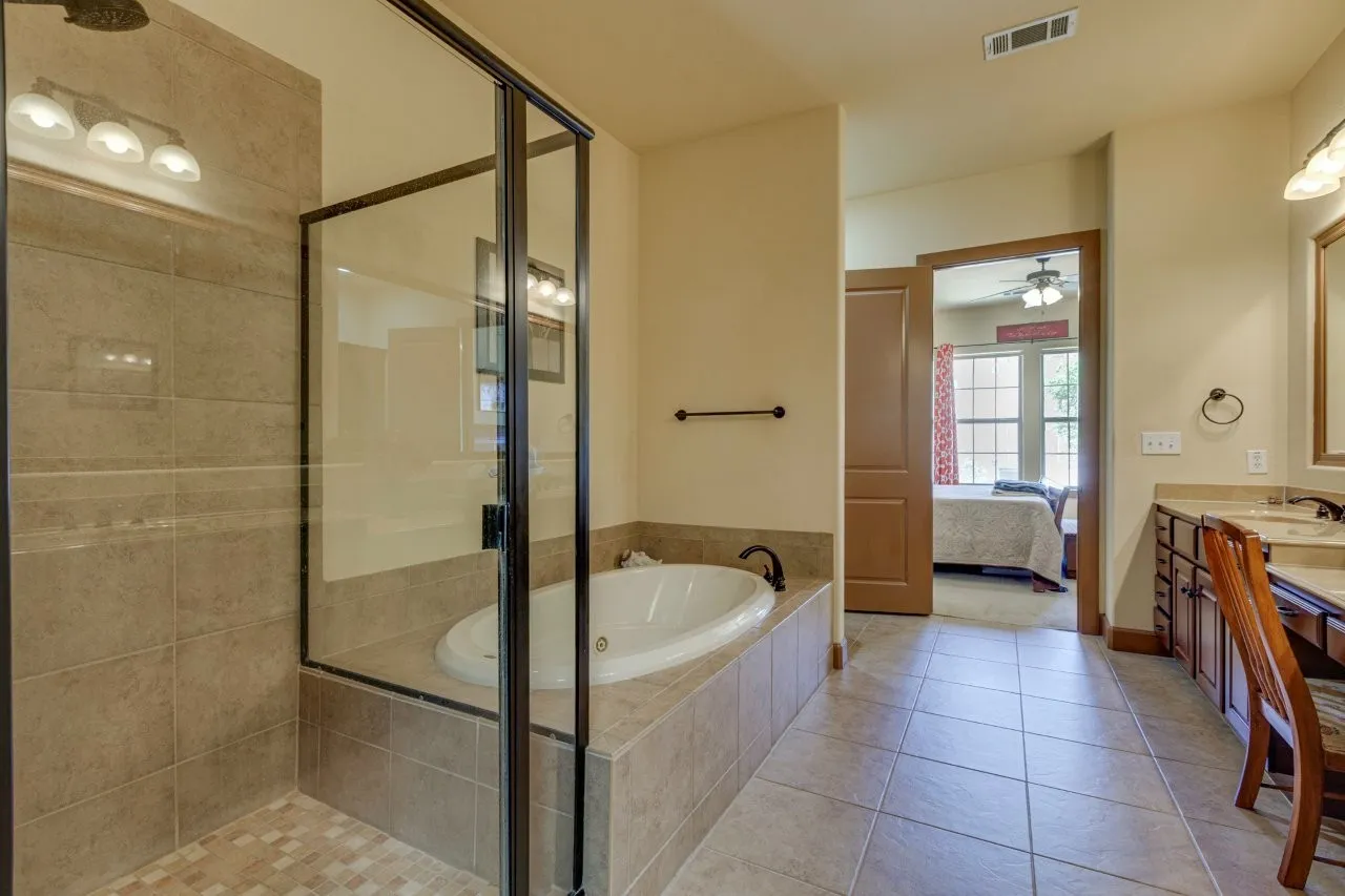 Condominium For Sale in Dallas County , 6631 Via Positano 202, Irving, Texas 75039, 2 Bedrooms, 3 Bathrooms, 2 Garage spaces, 1,977 Sqft, built in 2007, Preowned, Price $444,900, mls#21243838, Real Estate Agent in Irving, Homes For Sale in Dallas county, Homes For Sale in Irving, Realtor in Irving Texas, Real Estate Brokerage Independent Realty Texas, Luminita Cordes Realtor