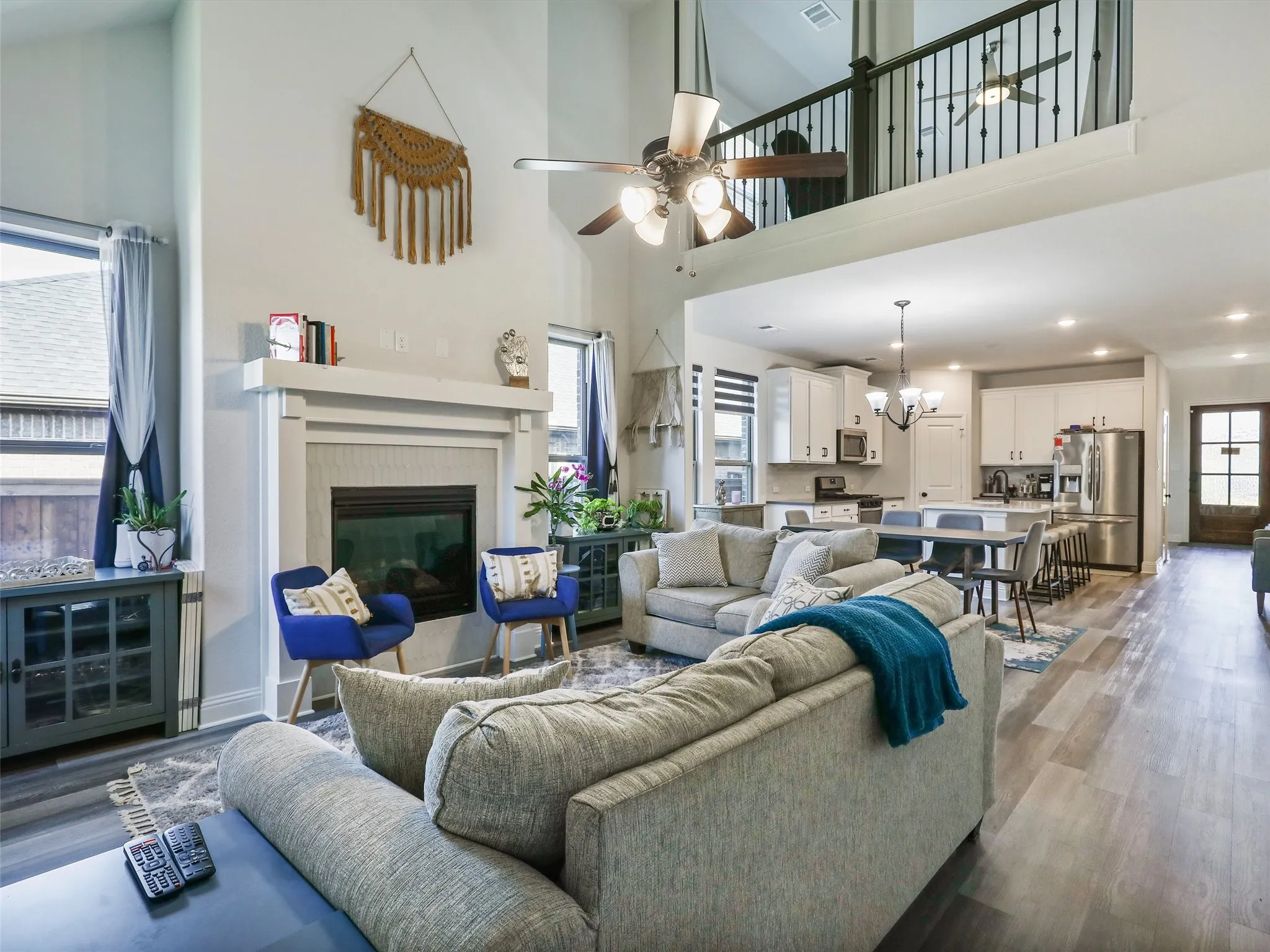 Single Family Residence For Sale in Collin County , 325 Mustang Draw Trail, Mc Kinney, Texas 75071, 4 Bedroom, 3 Bathroom, 2 Garage spaces, 2,768 Sqft, built in 2020, Preowned, mls#21243794, Real Estate Agent in Mc Kinney, Homes For Sale in Collin county, Homes For Sale in Mc Kinney, Realtor in Mc Kinney Texas, Real Estate Brokerage Independent Realty Texas, Luminita Cordes Realtor